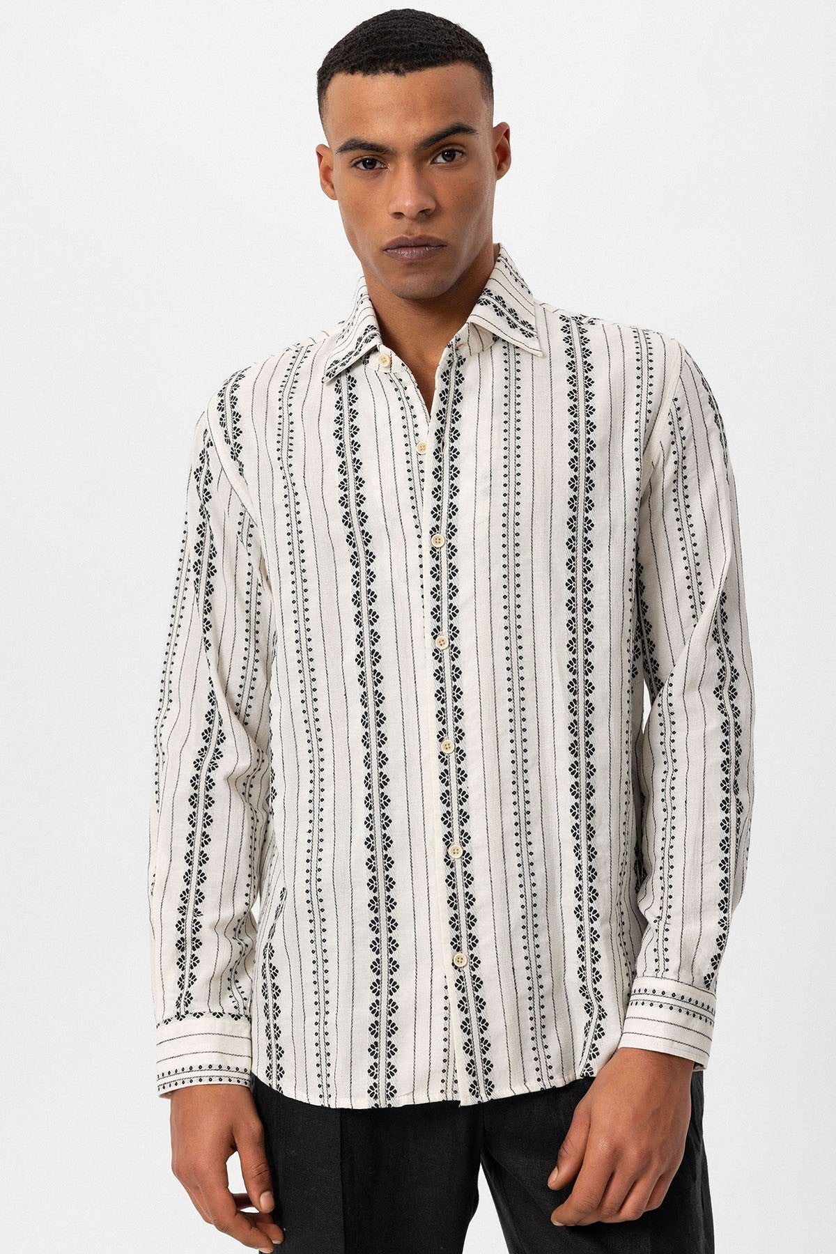 Antioch Long-Sleeved Men's Shirt with Ethnic Pattern