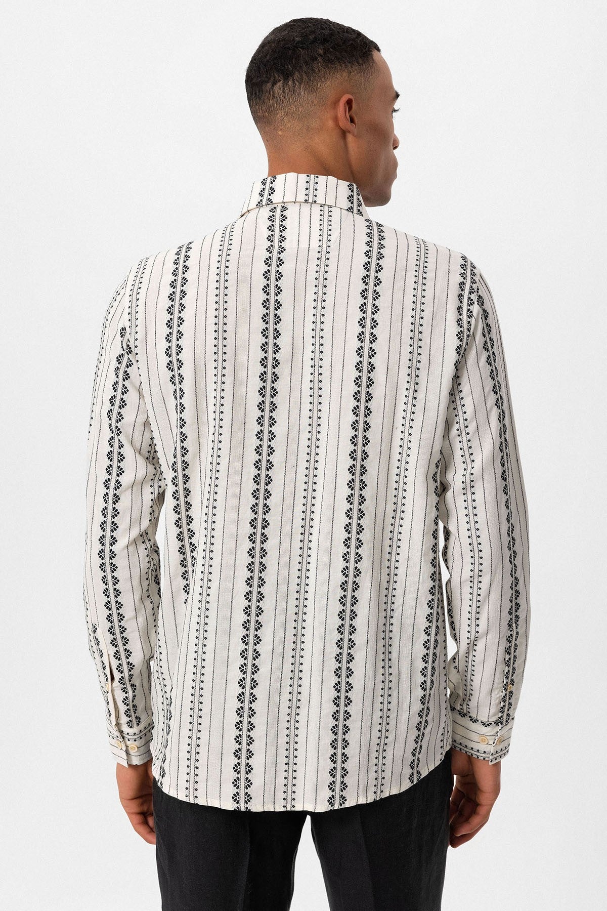 Antioch Long-Sleeved Men's Shirt with Ethnic Pattern