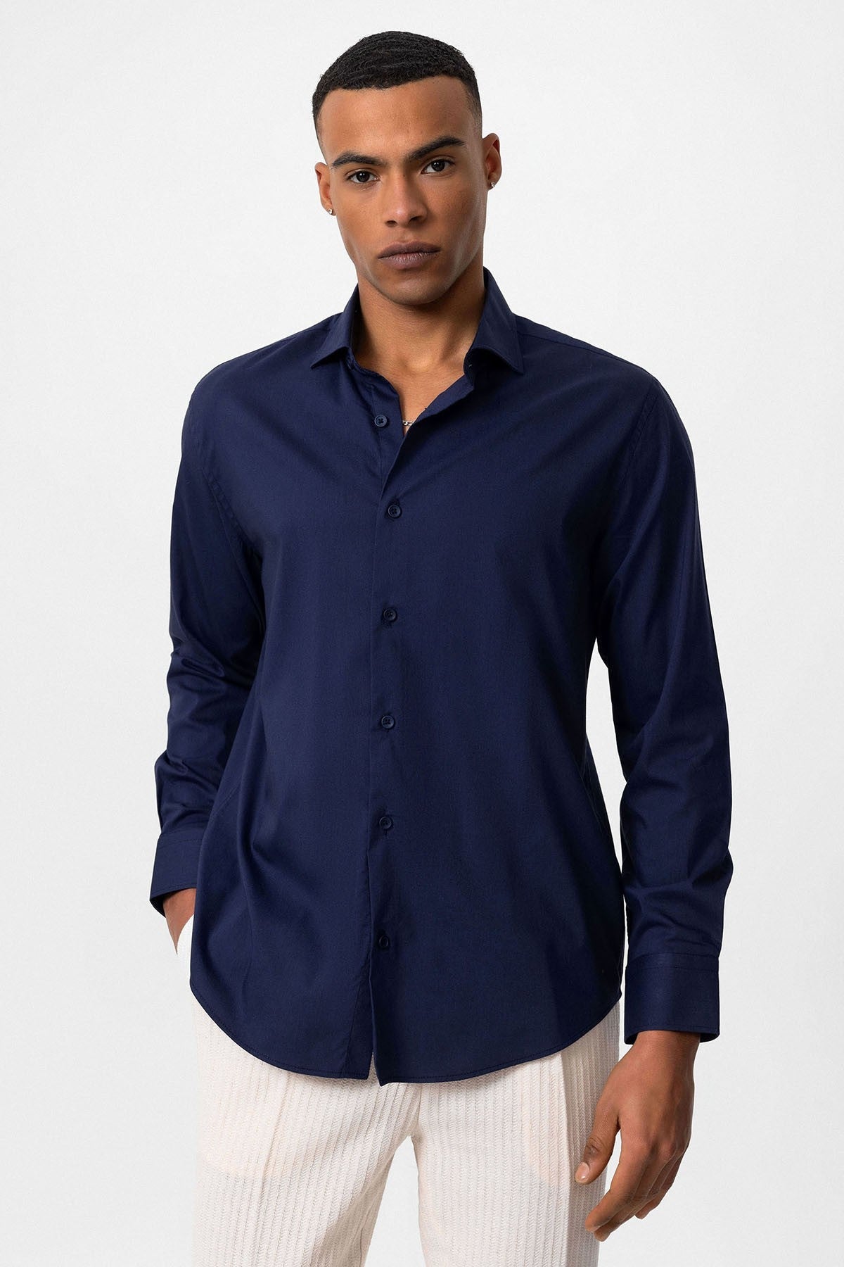 Antioch Slim Fit Classic Men's Shirt