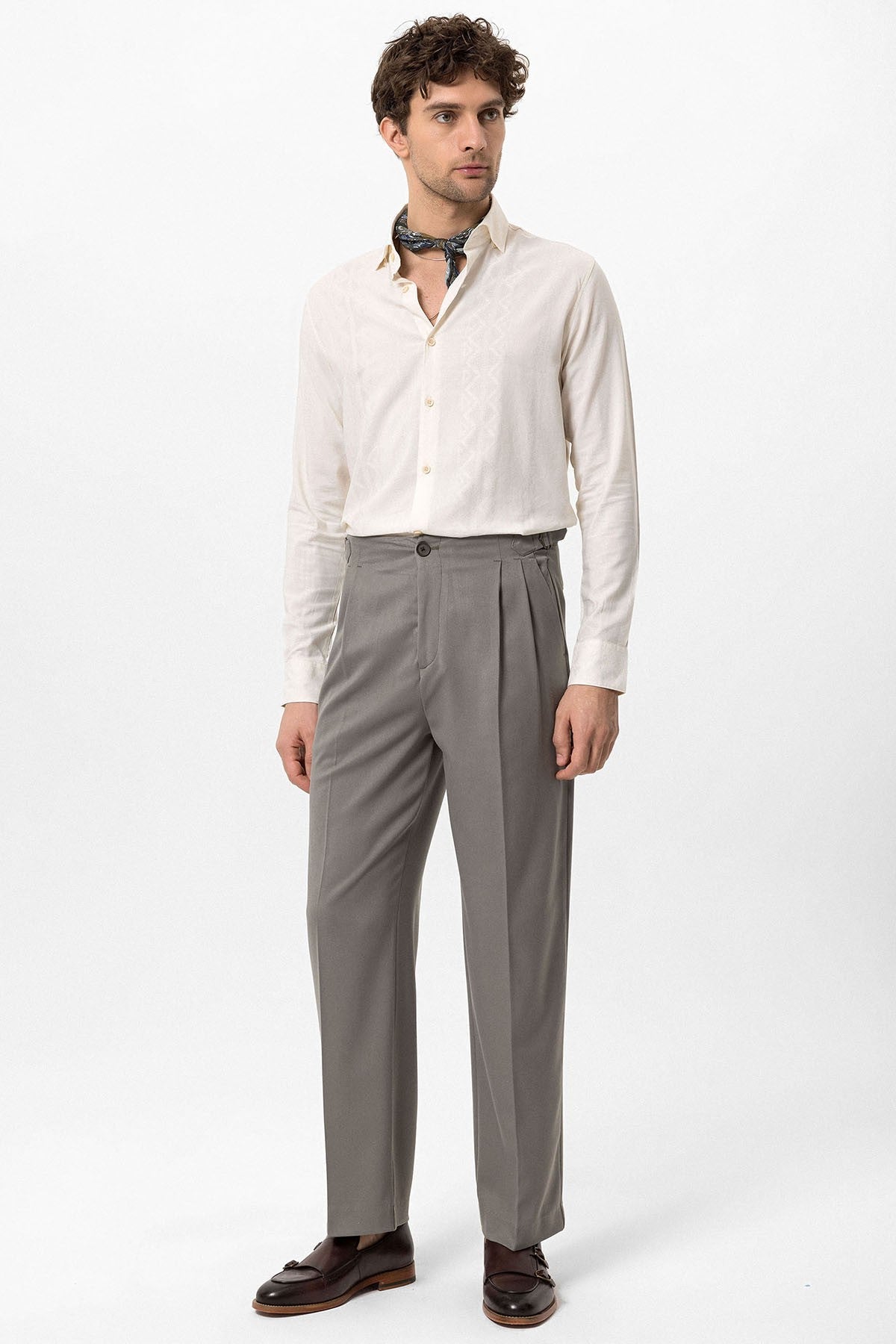 Antioch High-Waisted Men's Pants with Buckle Detail and Relaxed Fit