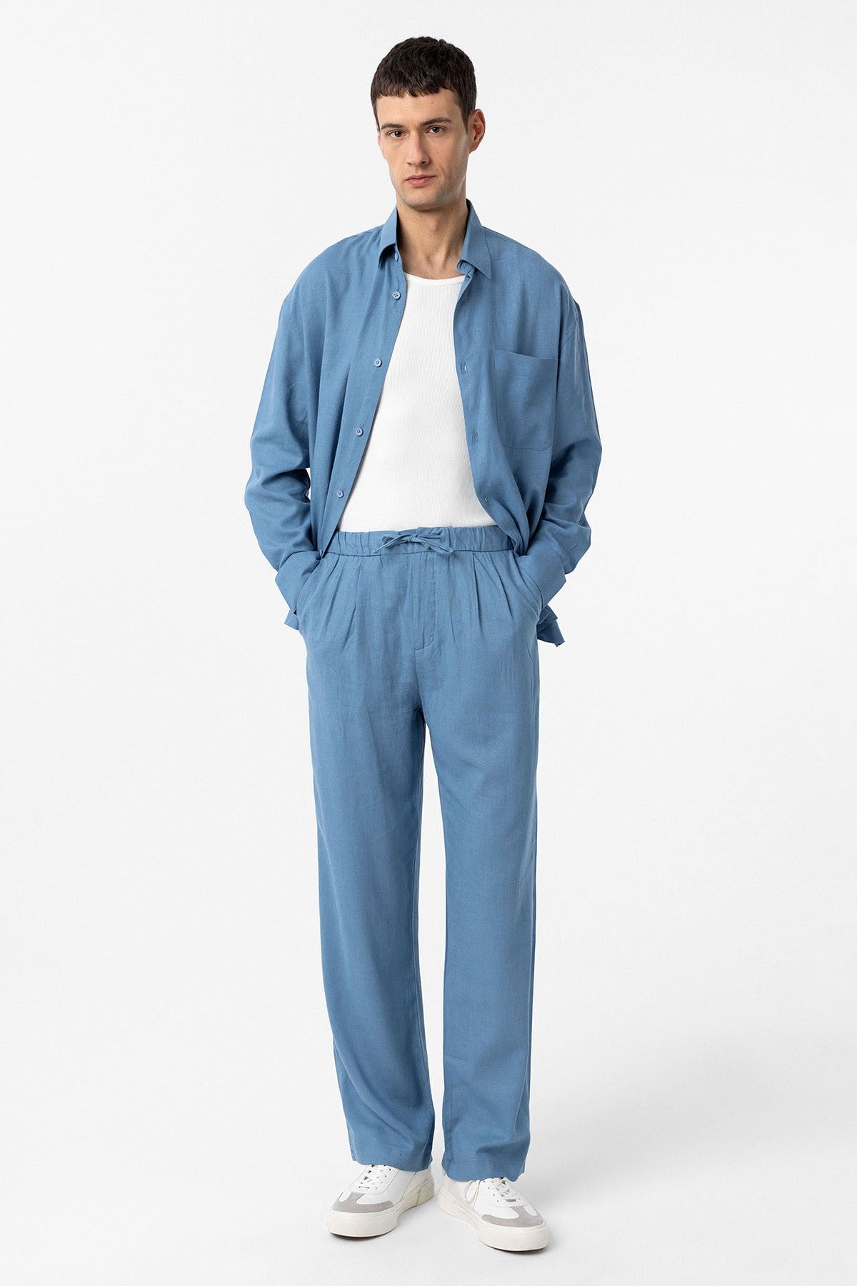 Antioch Belted Linen-Blend Baggy Men's Pants