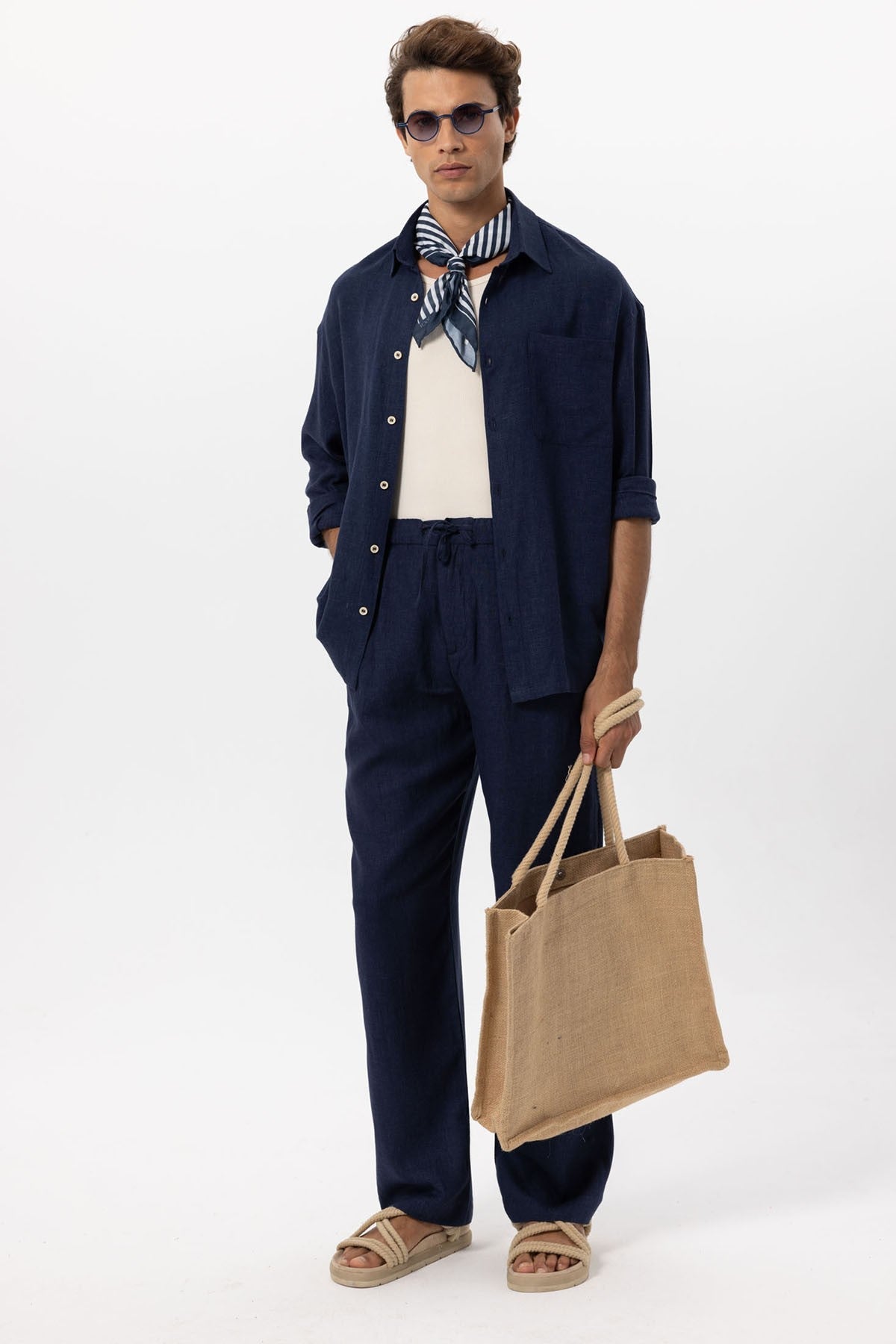 Antioch Belted Linen-Blend Baggy Men's Pants