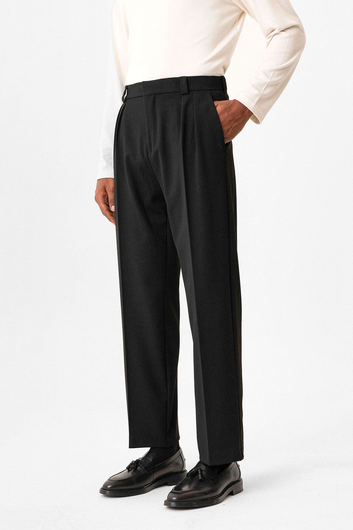 Antioch High-Waisted Pleated Relaxed-Fit Baggy Men's Pants