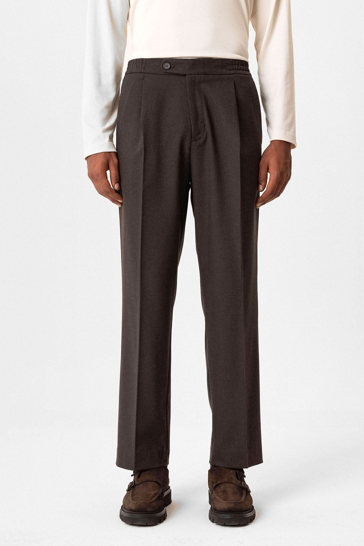Antioch Elastic-Waist Baggy Men's Pants