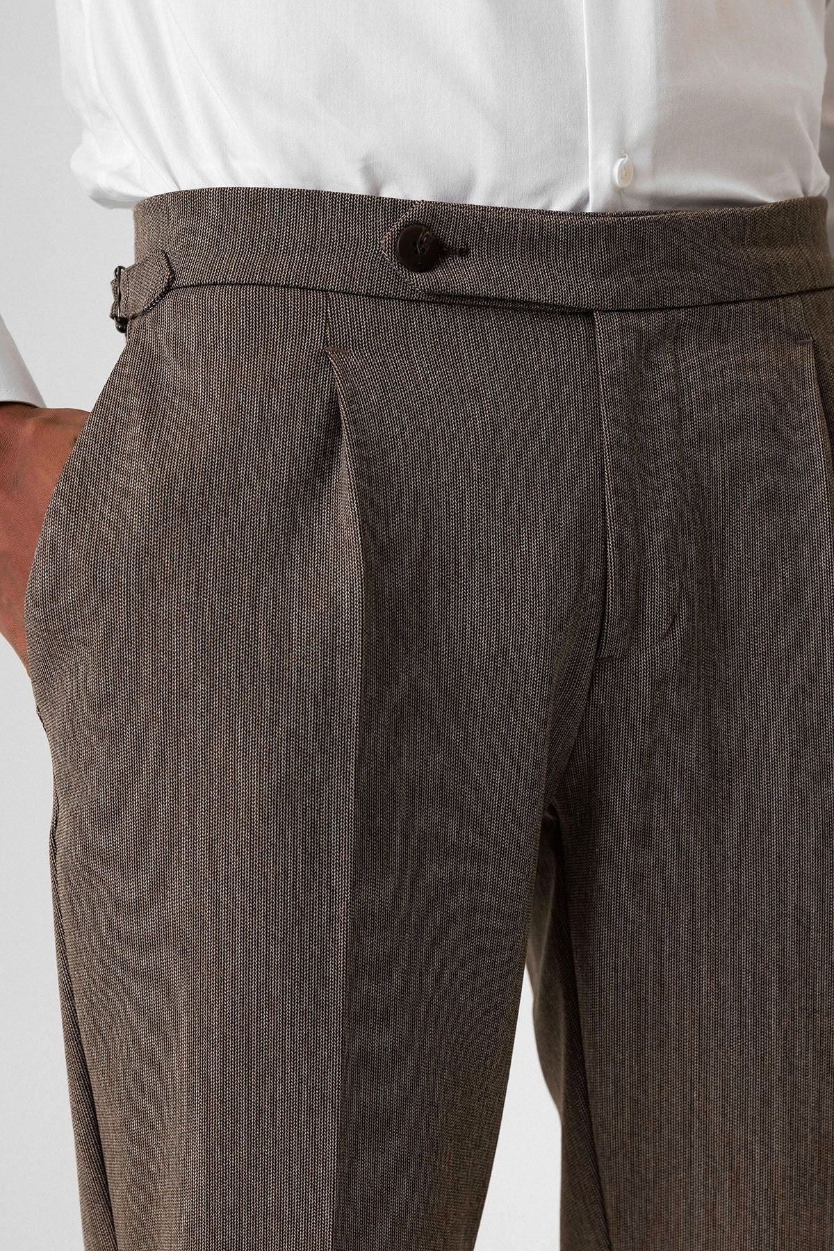 Antioch High-Waisted Pleated Double-Cuff Men's Pants