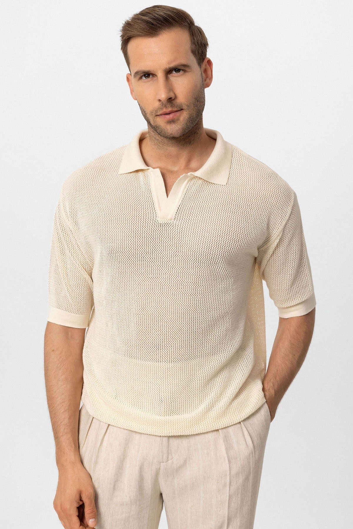 Men's Polo-Neck Openwork T-Shirt