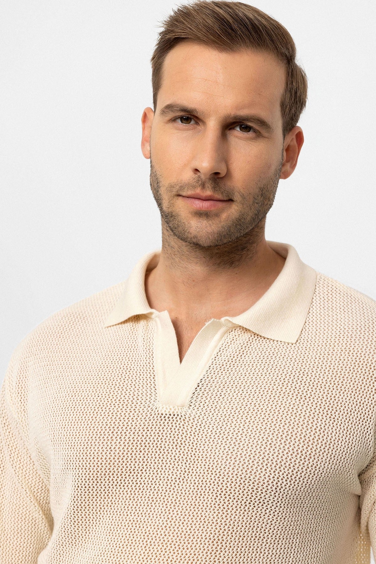 Men's Polo-Neck Openwork T-Shirt