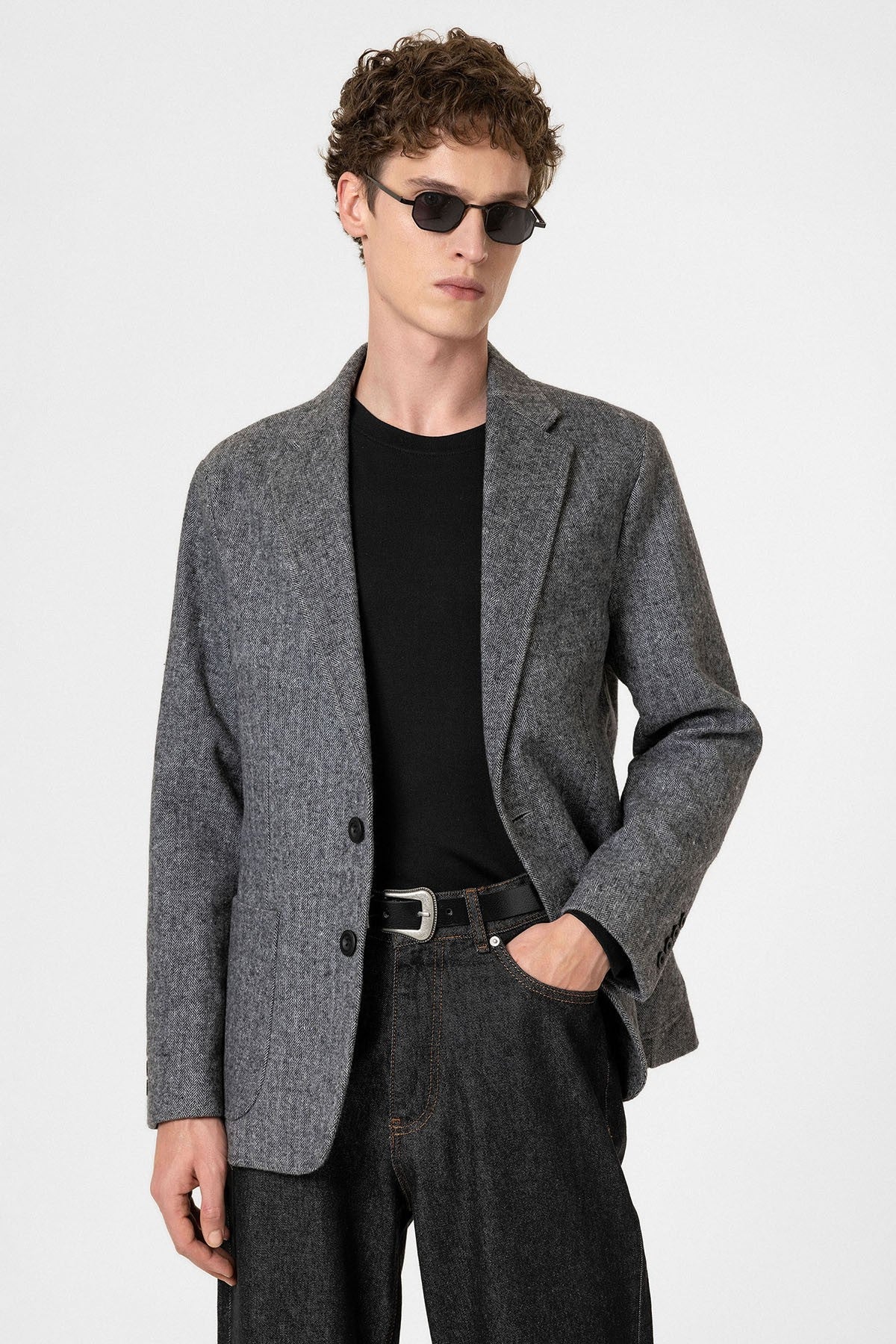 Antioch Slim-Fit Herringbone-Patterned Men's Blazer