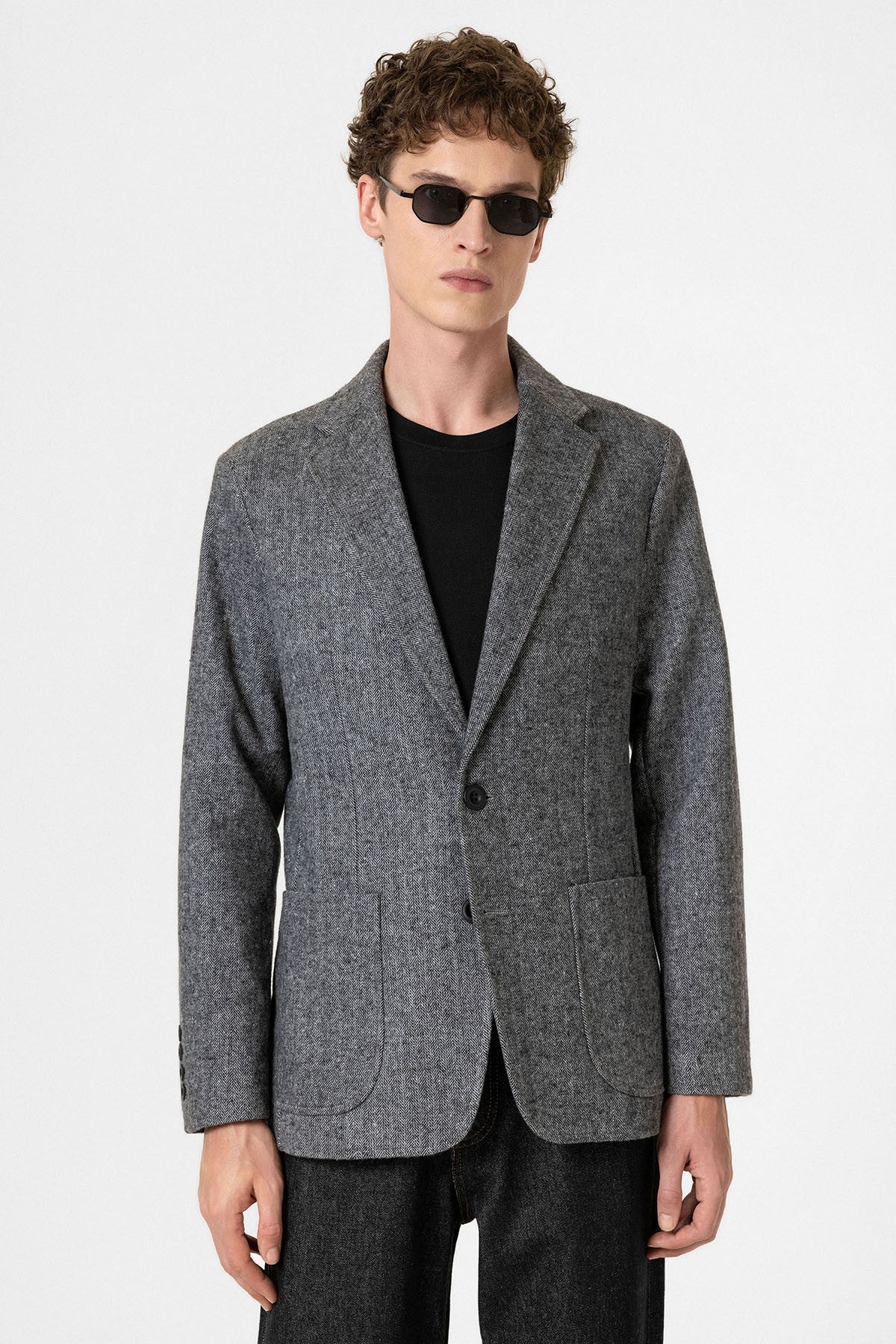 Antioch Slim-Fit Herringbone-Patterned Men's Blazer