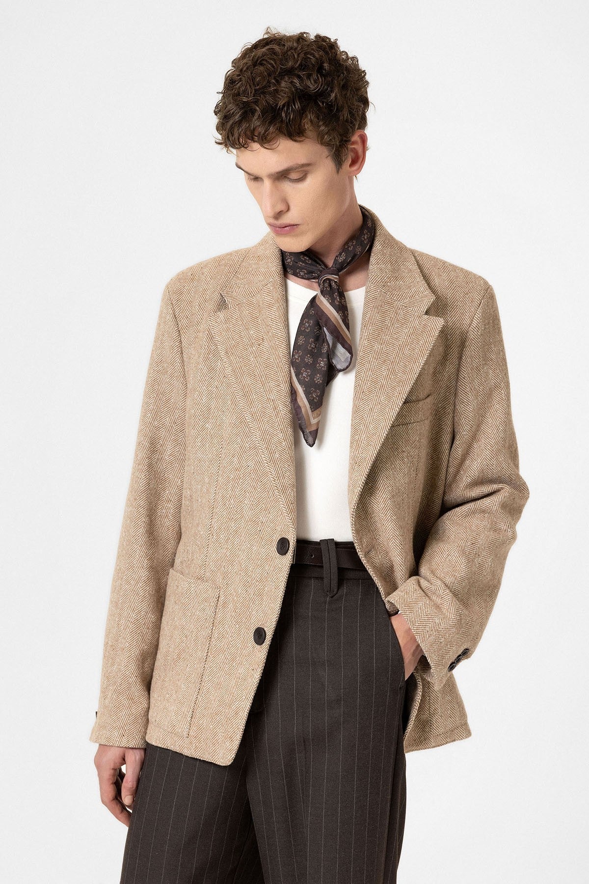 Antioch Oversized Men's Blazer with Herringbone Pattern