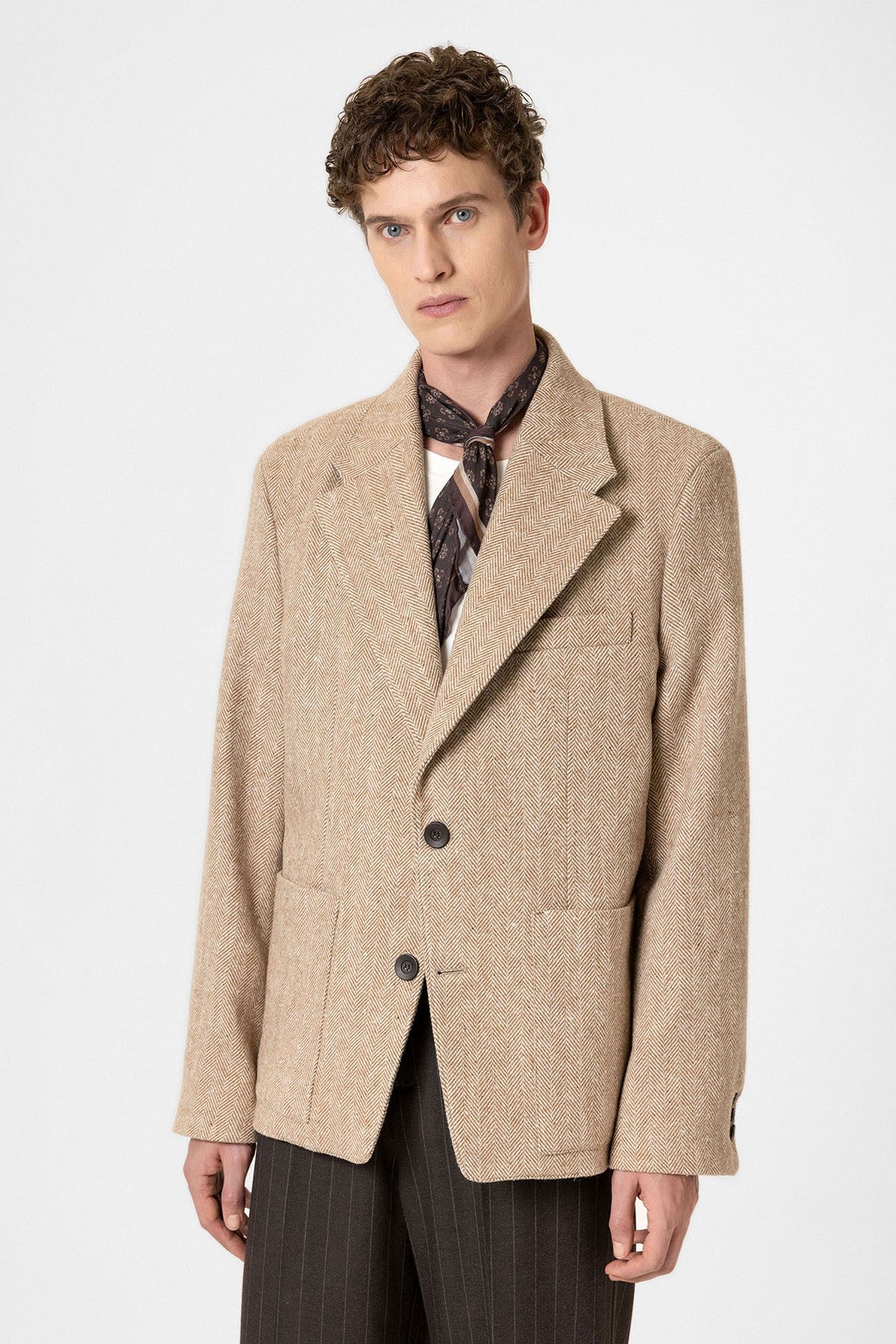 Antioch Oversized Men's Blazer with Herringbone Pattern