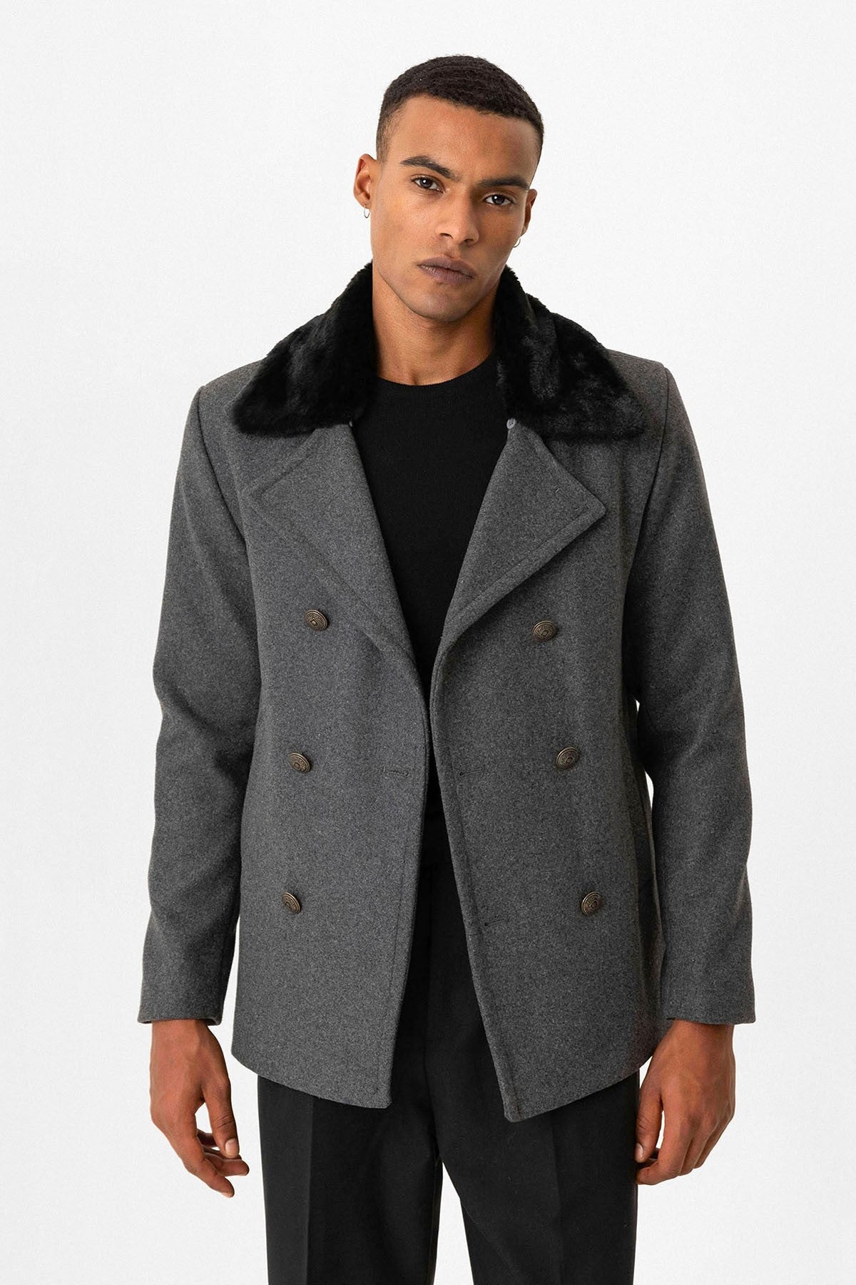 Antioch Men's Coat with Fur Collar and Double-Breasted Closure