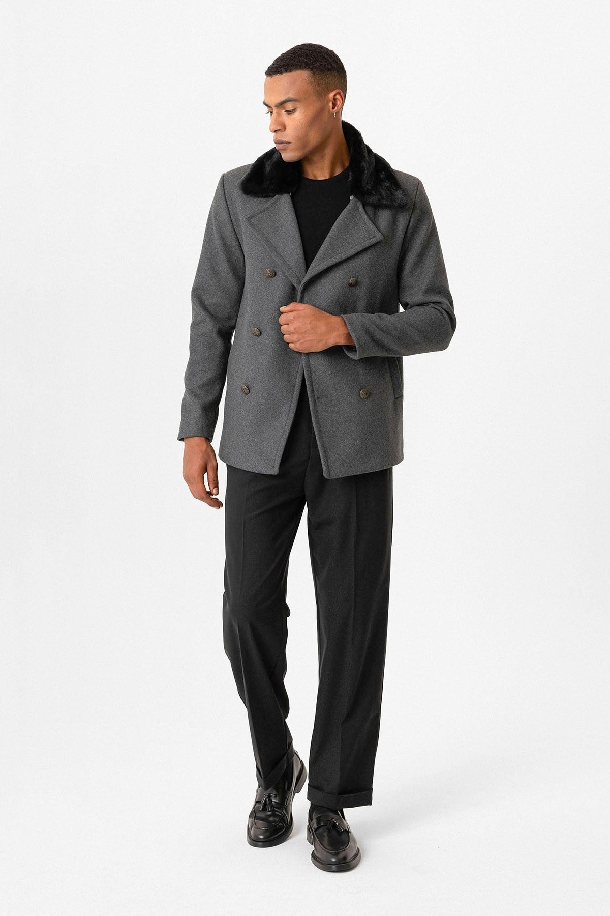 Antioch Men's Coat with Fur Collar and Double-Breasted Closure