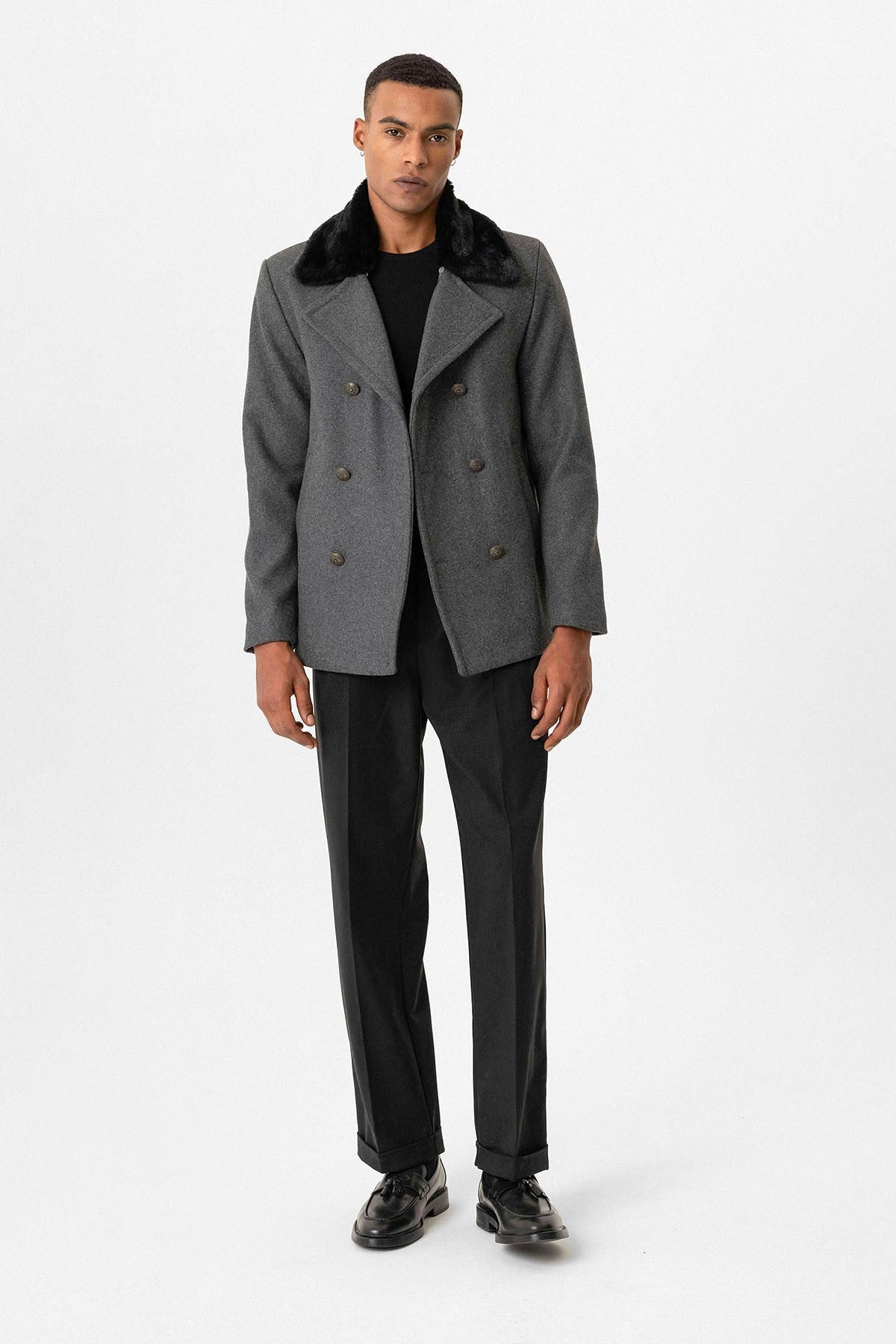 Antioch Men's Coat with Fur Collar and Double-Breasted Closure