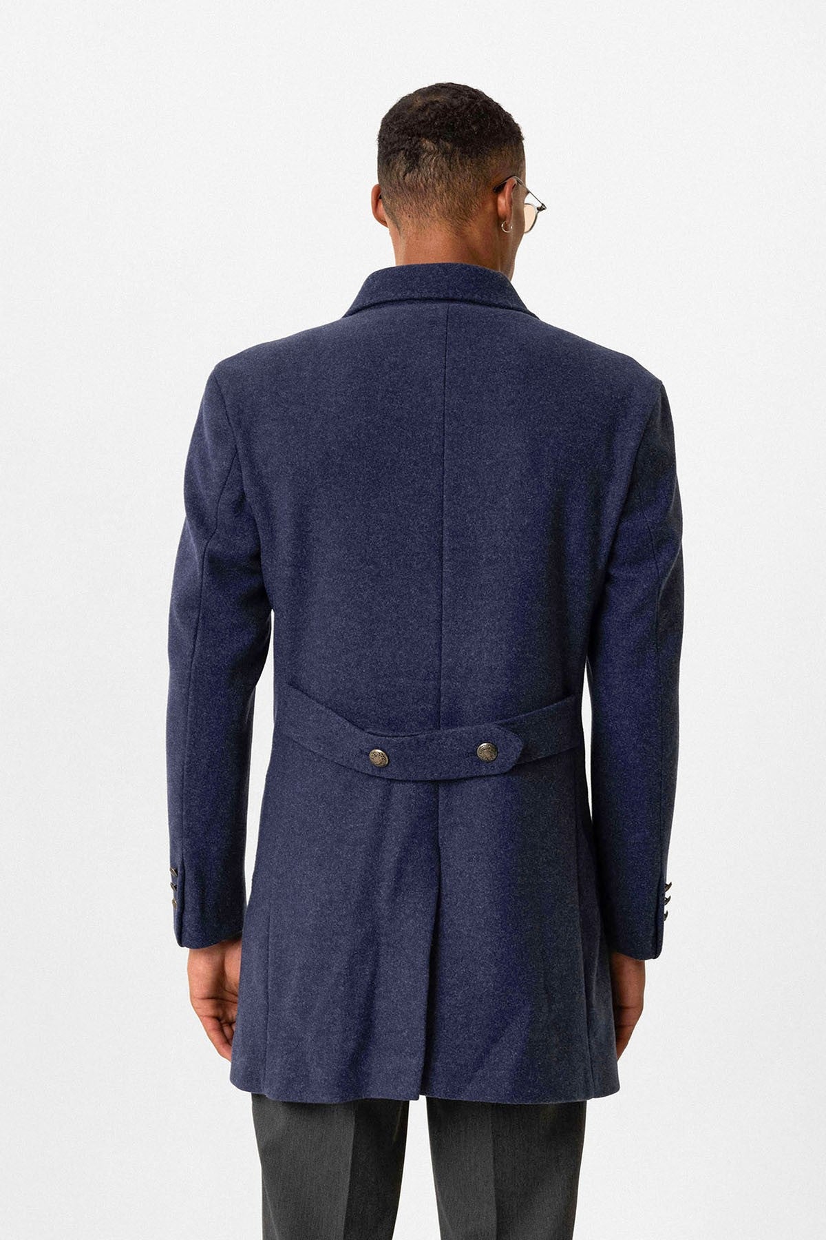 Antioch Cross-Over Closure Pouch-Pocket Men's Coat