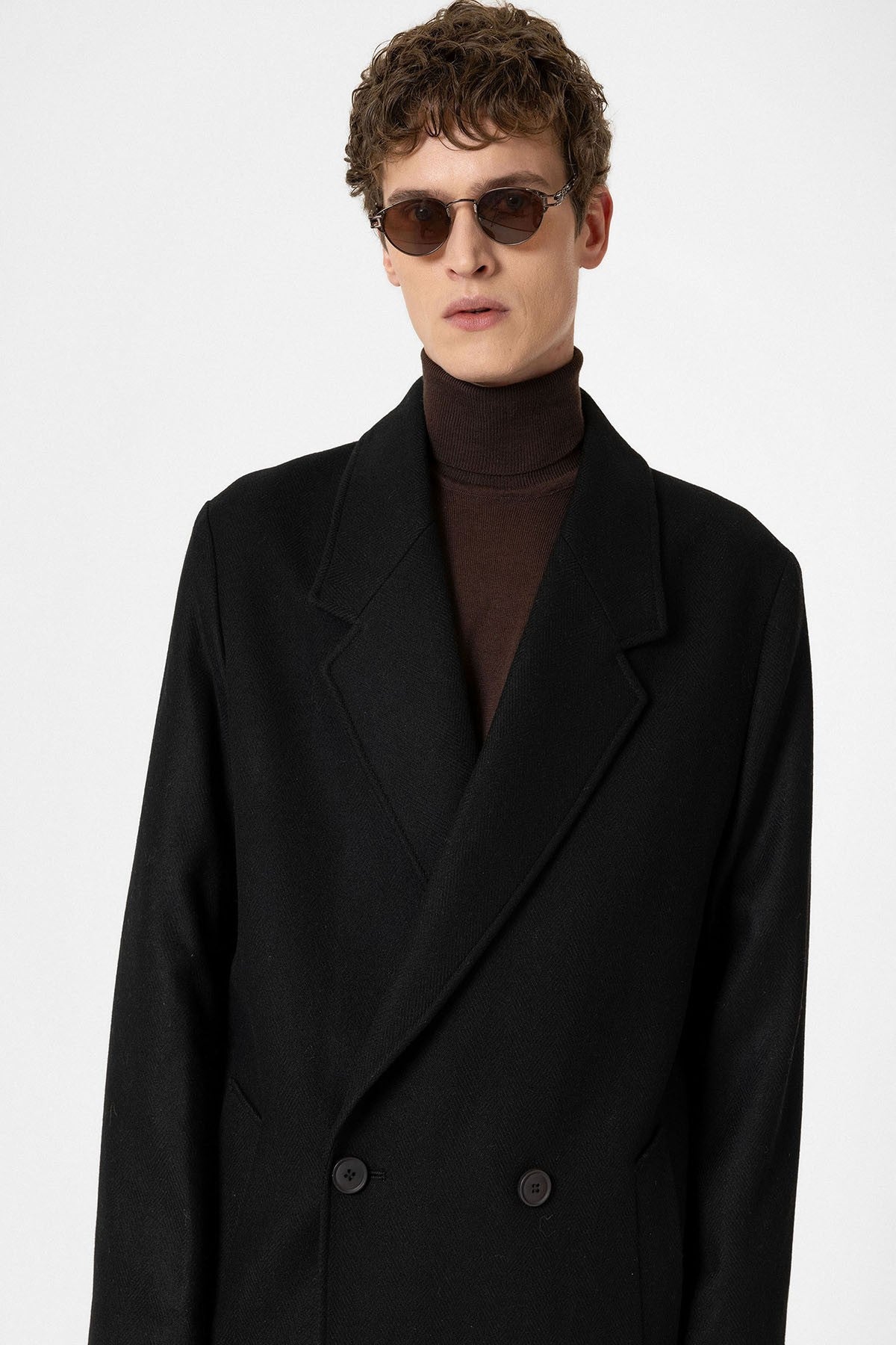 Antioch Wool-Blend Herringbone Double-Breasted Men's Coat