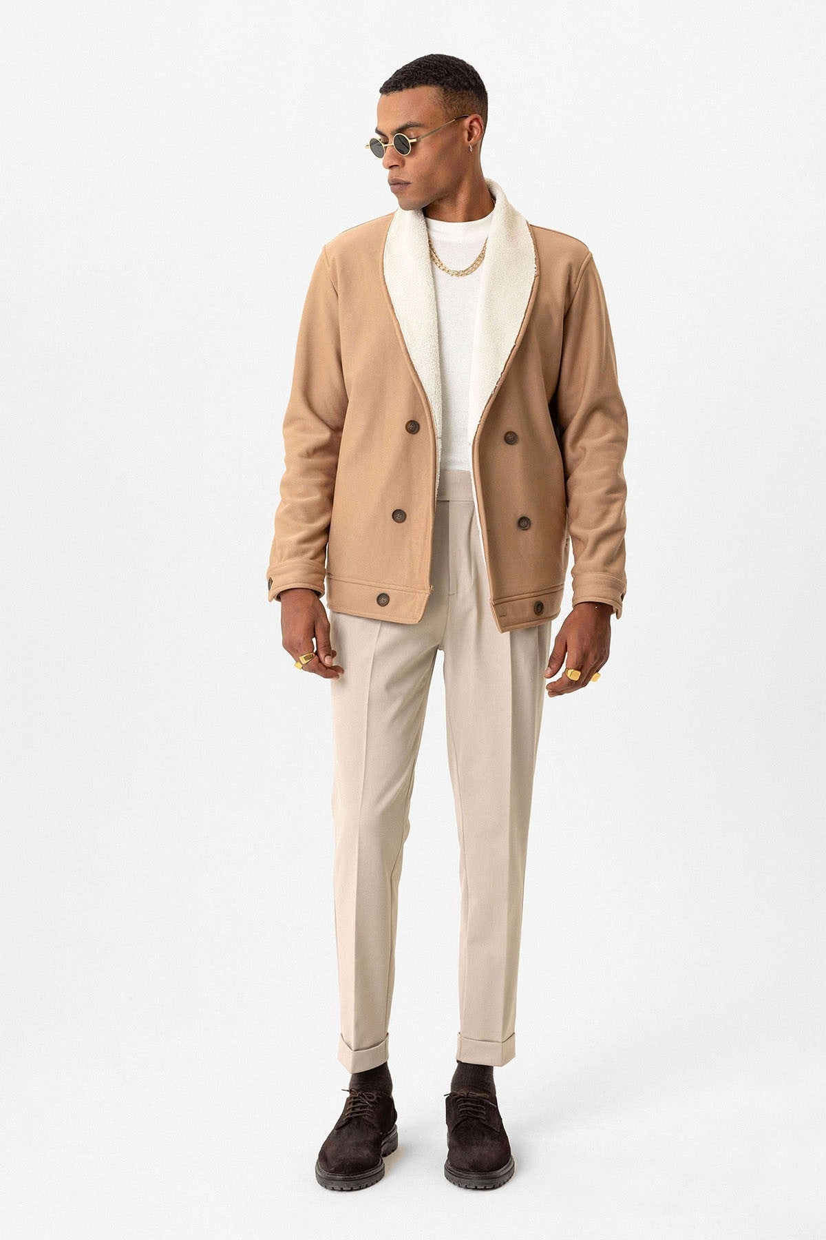 Antioch Men's Jacket with Contrast Collar and Lining Details