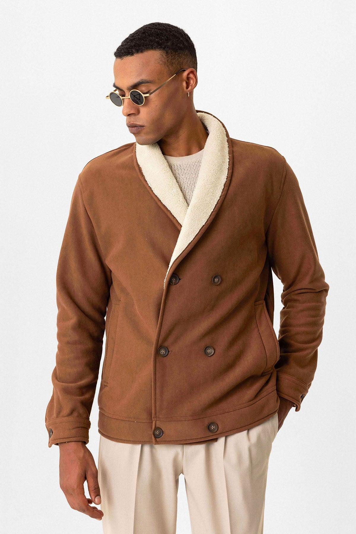 Antioch Men's Jacket with Contrast Collar and Lining Details