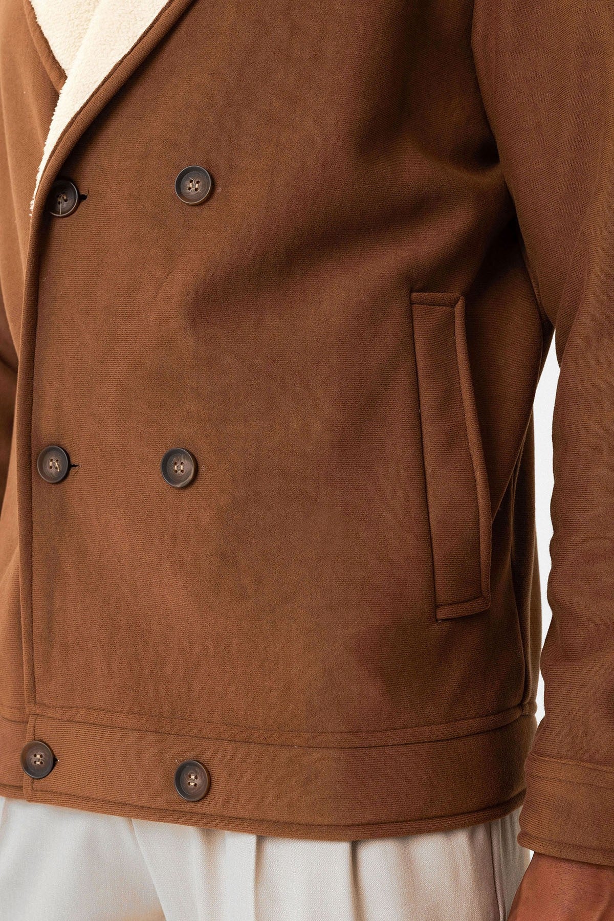 Antioch Men's Jacket with Contrast Collar and Lining Details