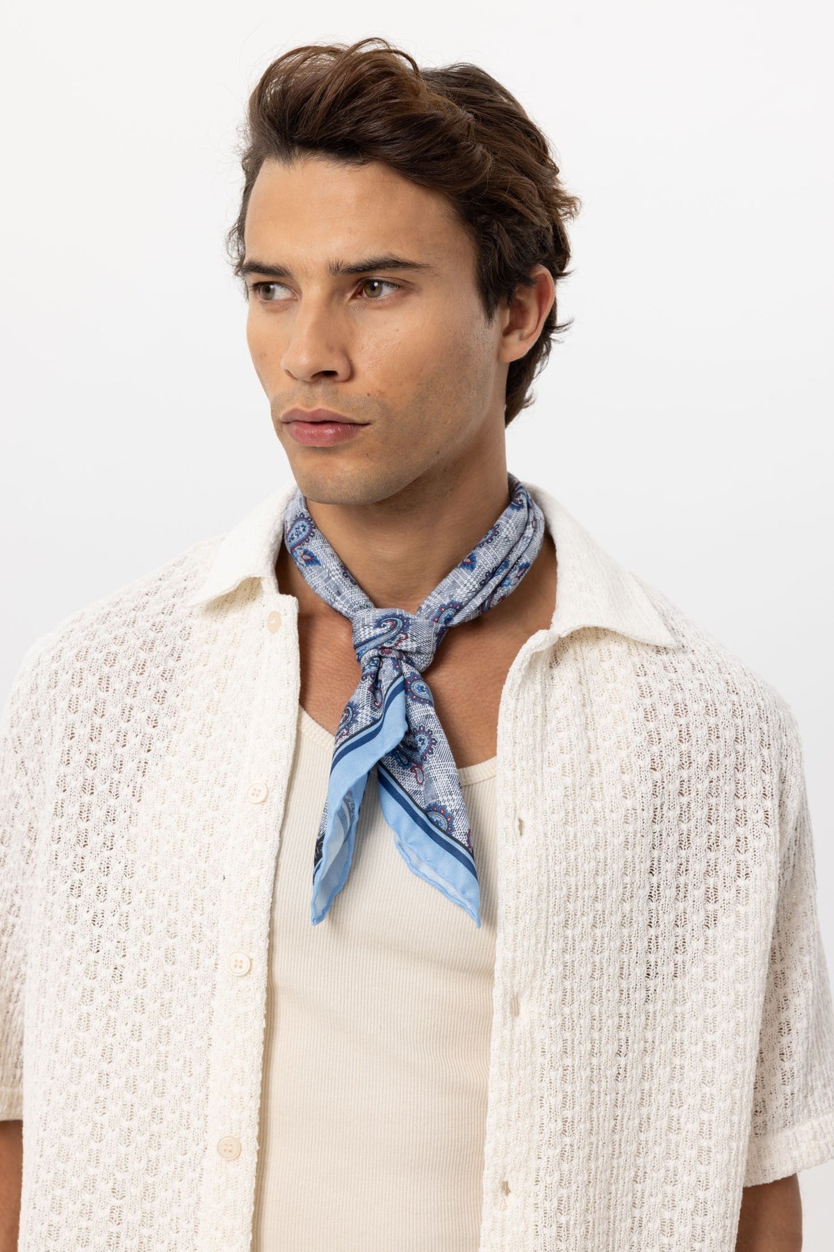 Antioch Scalloped-Pattern Scarf