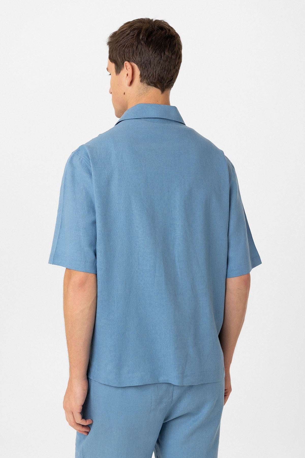 Antioch Linen-Blend Relaxed-Fit Men's Shirt