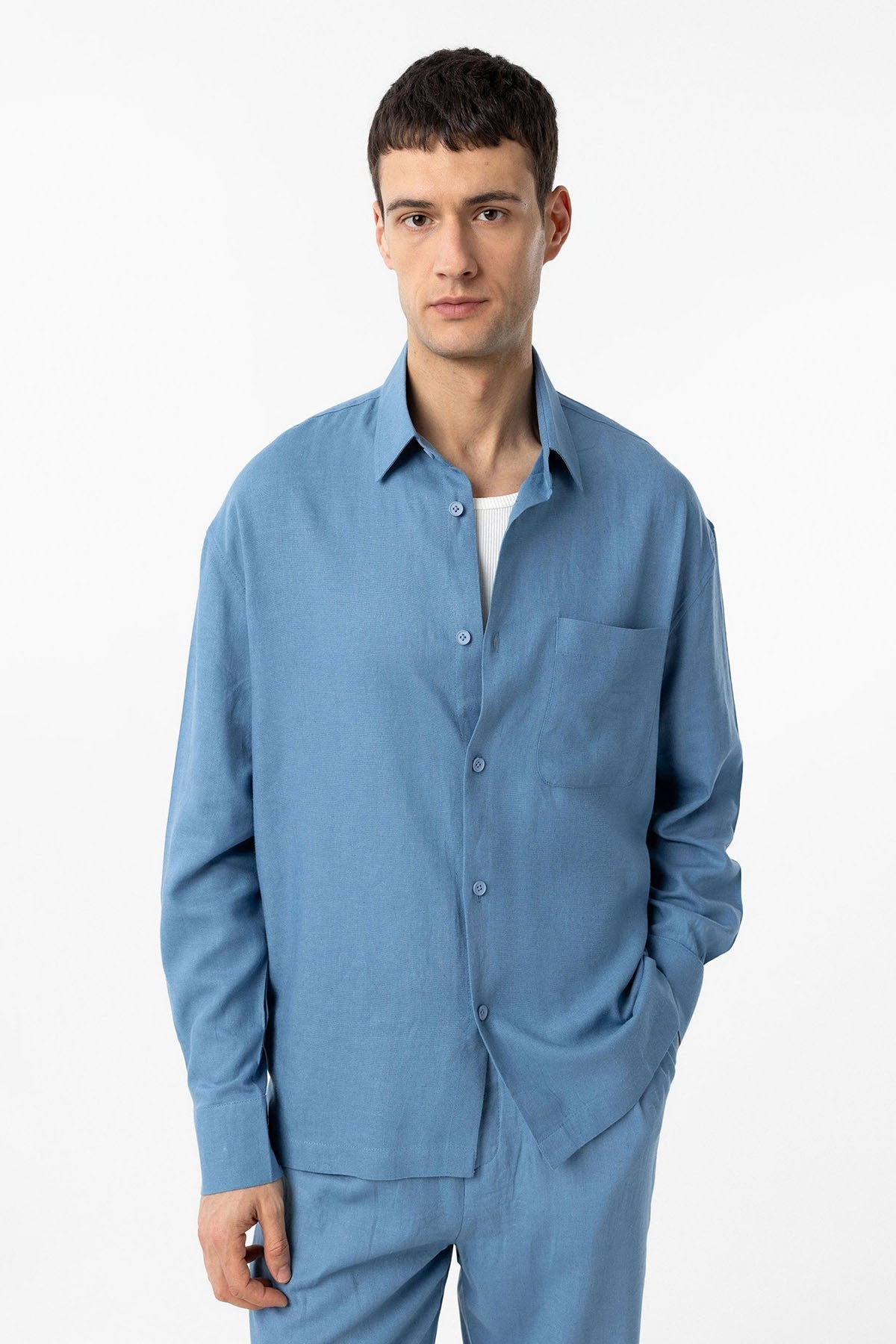 Antioch Linen-Blend Relaxed-Fit Men's Shirt