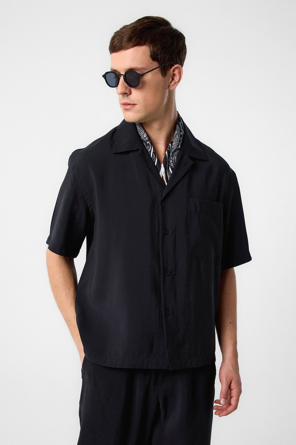 Antioch Apache Collar Modal Fabric Men's Shirt