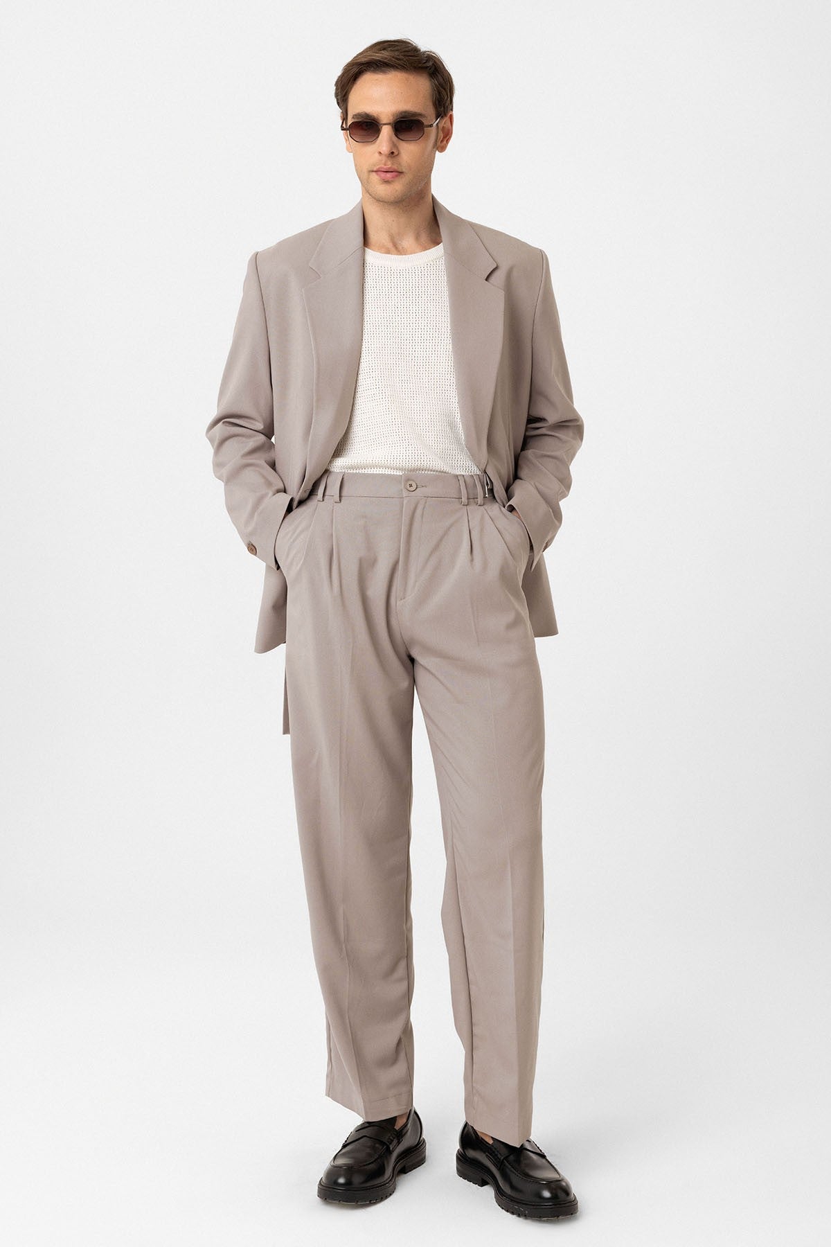 Men's Double-Pleated Baggy-Fit Pants