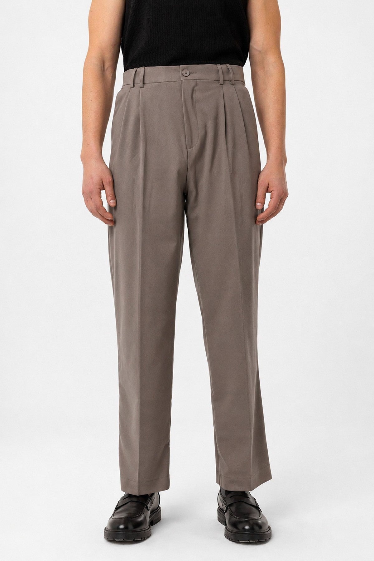 Men's Double-Pleated Baggy-Fit Pants