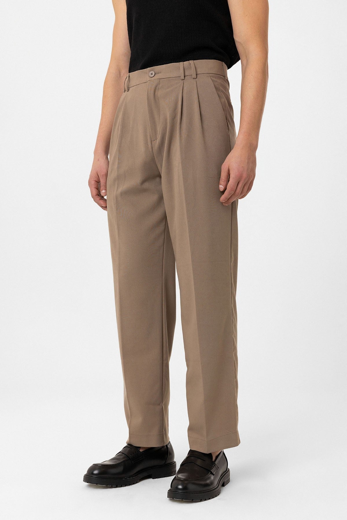 Men's Double-Pleated Baggy-Fit Pants