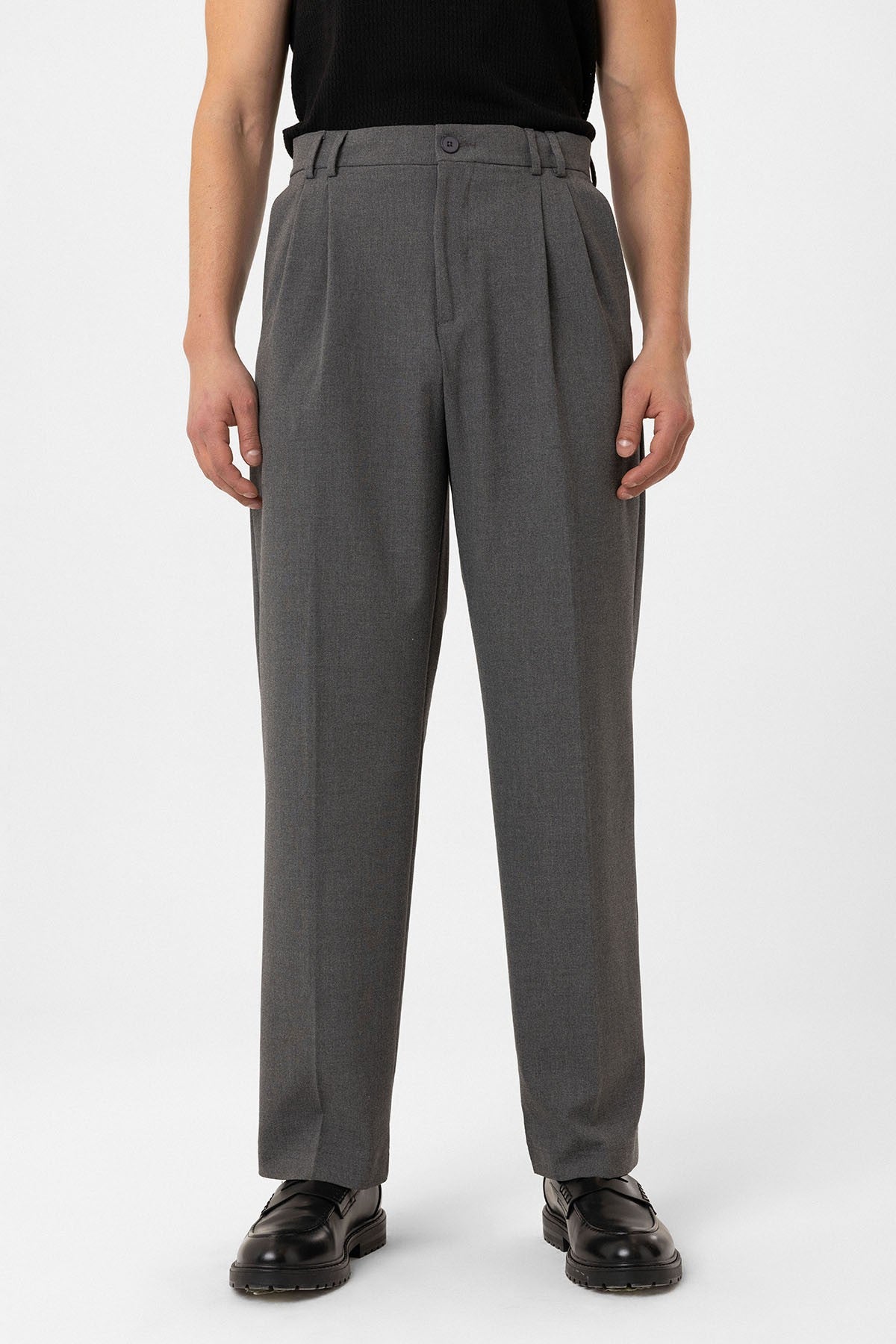 Men's Double-Pleated Baggy-Fit Pants