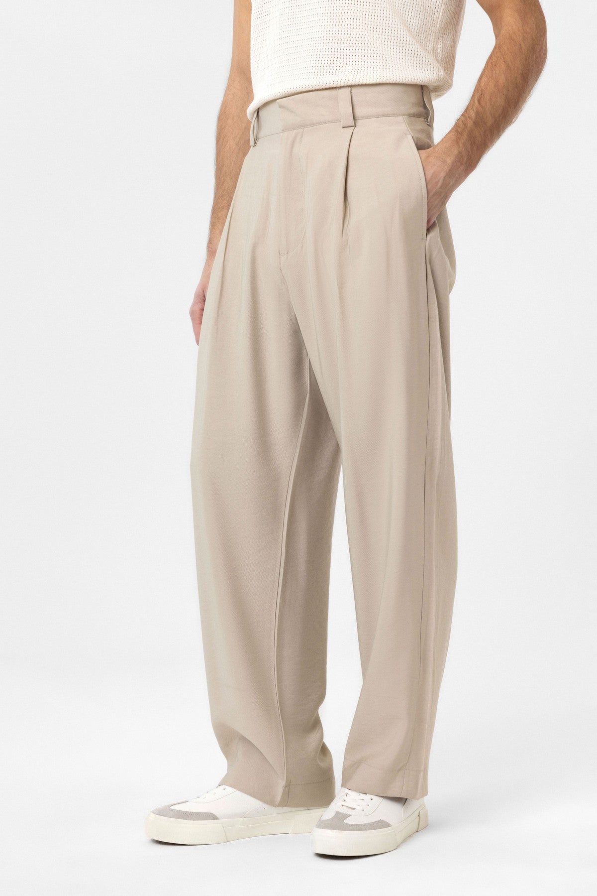 Antioch Pleated Baggy-Fit Men's Pants