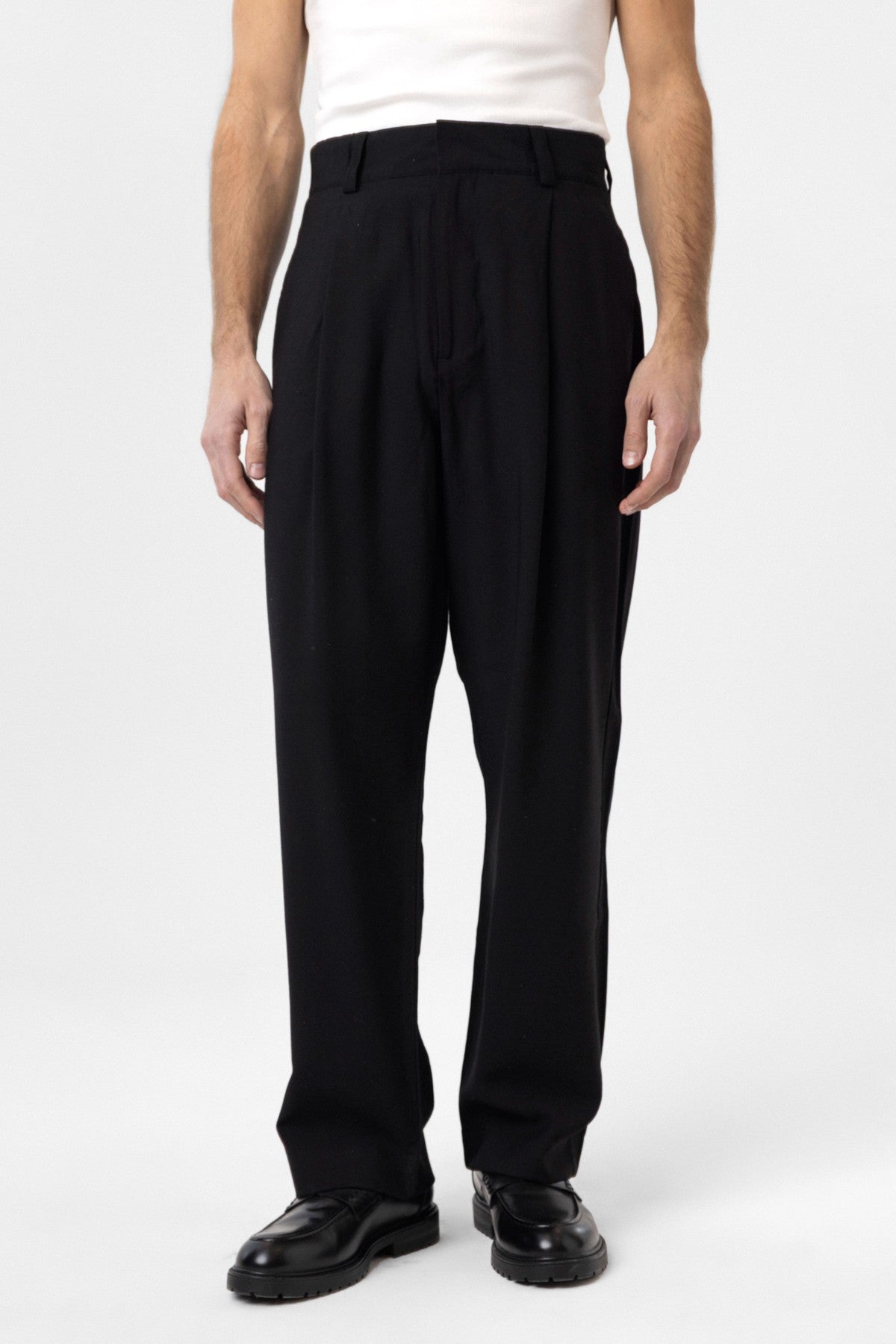 Antioch Pleated Baggy-Fit Men's Pants