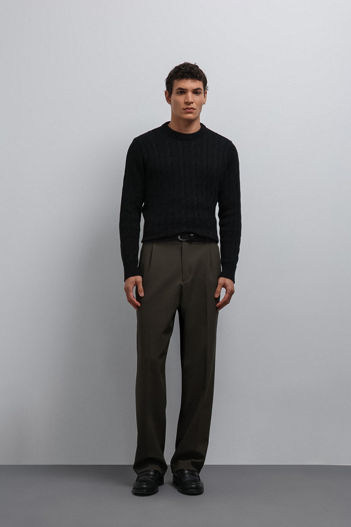 Antioch Relax Fit Baggy Pleated Men's Pants