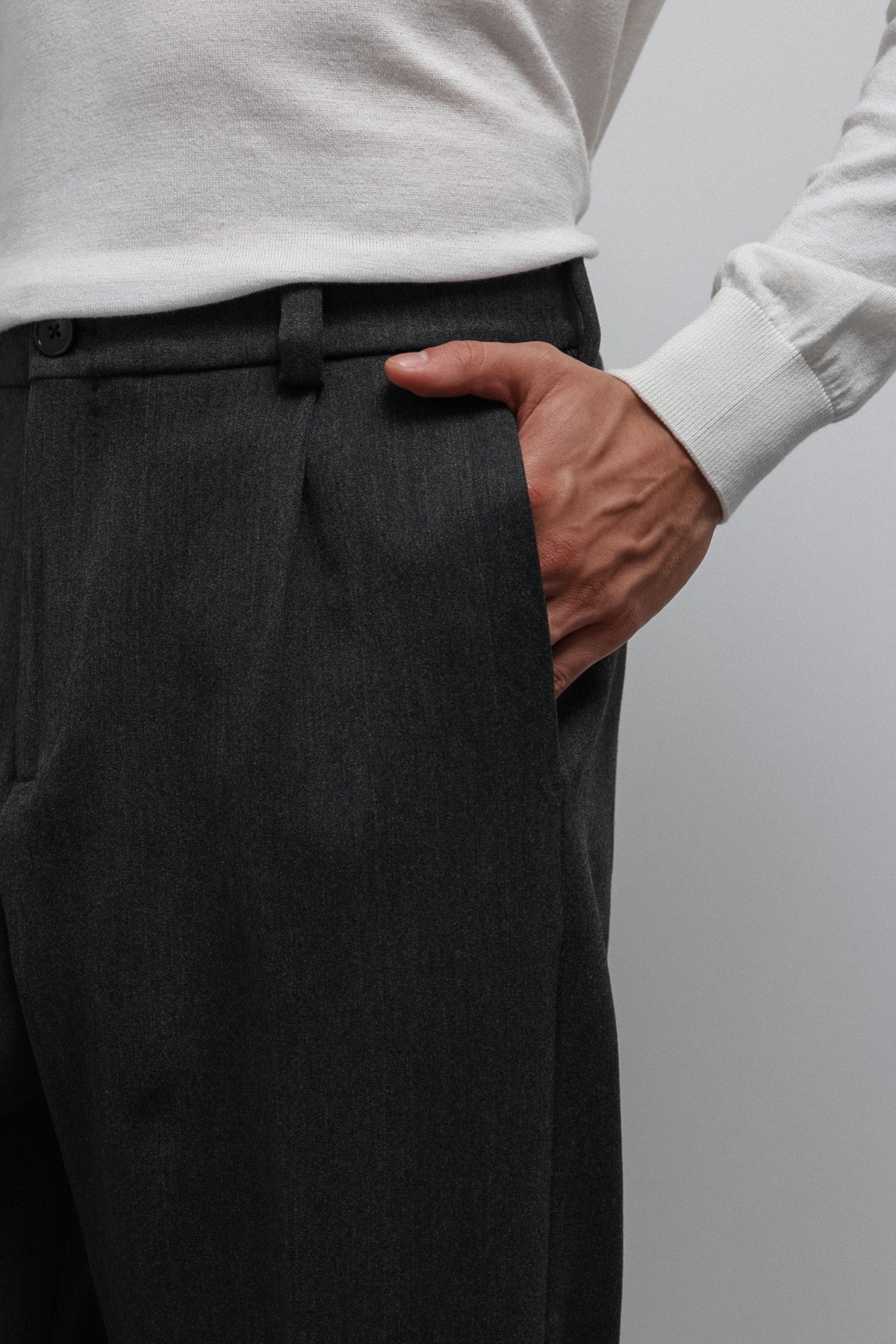 Antioch Relax Fit Baggy Pleated Men's Pants