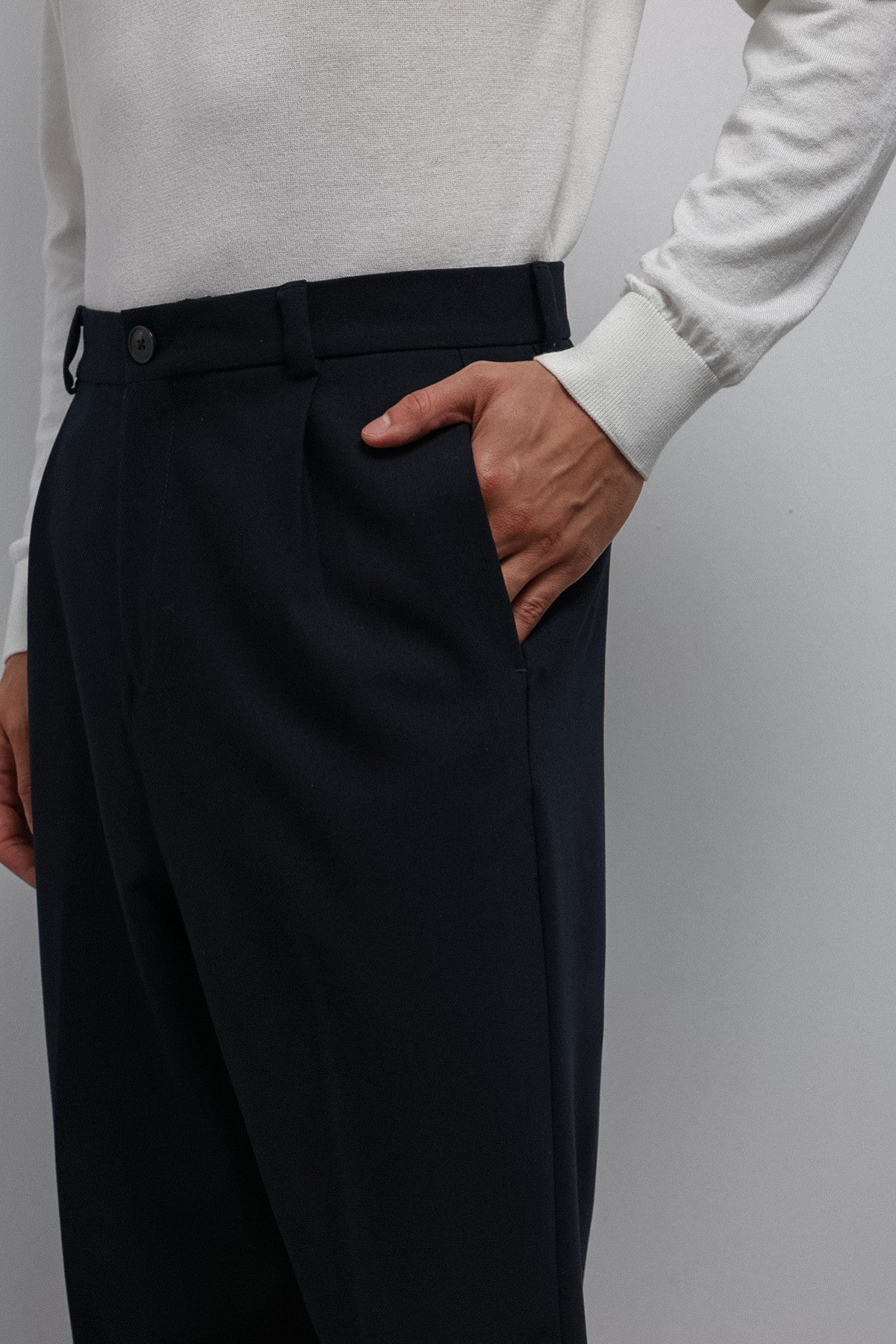Antioch Relax Fit Baggy Pleated Men's Pants