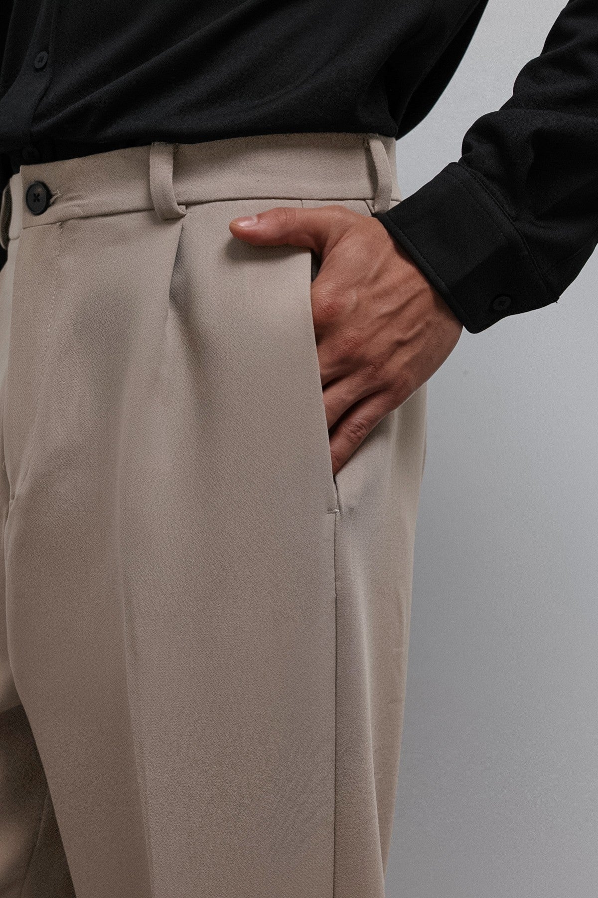 Antioch Relax Fit Baggy Pleated Men's Pants