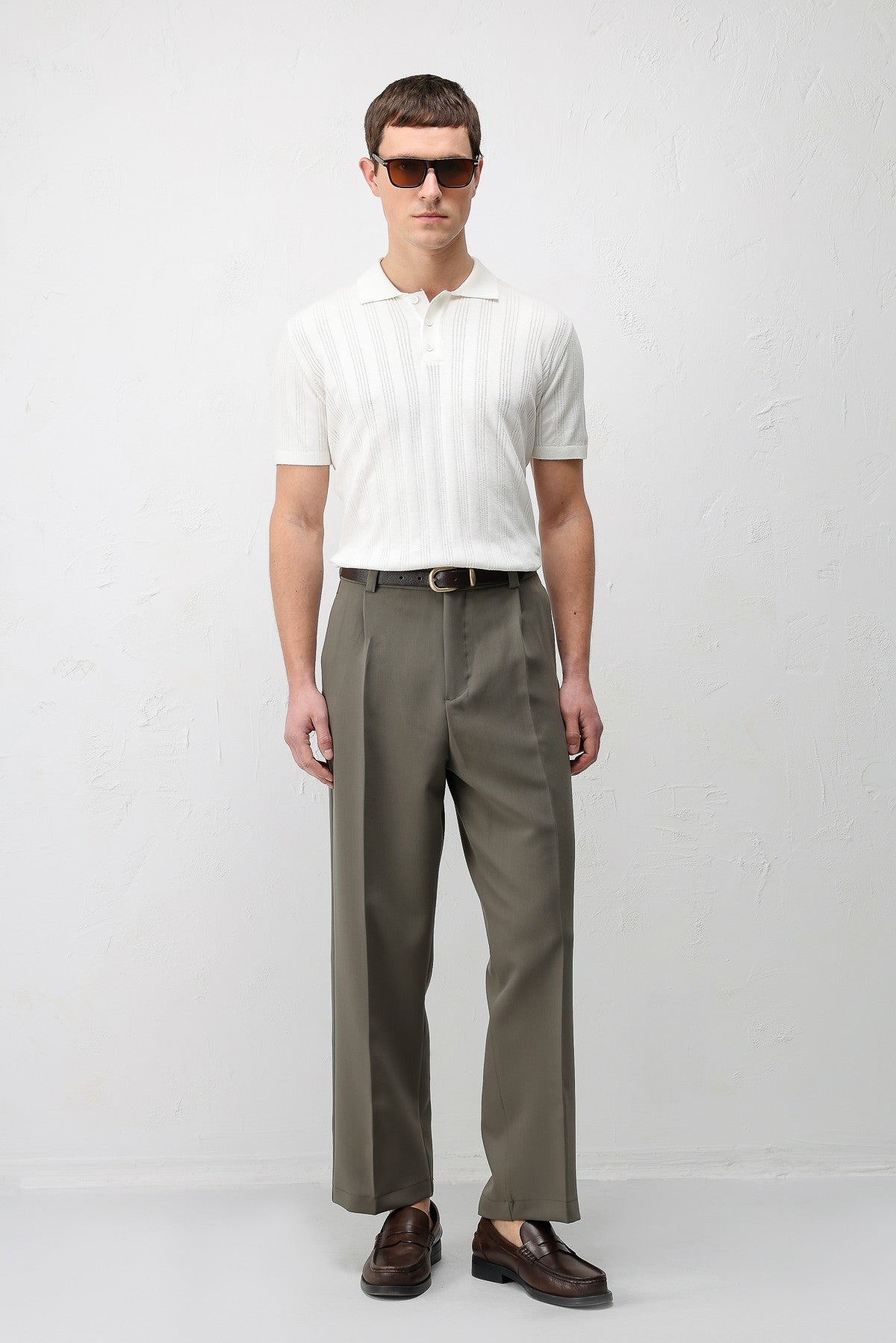 Antioch Relax Fit Baggy Pleated Men's Pants