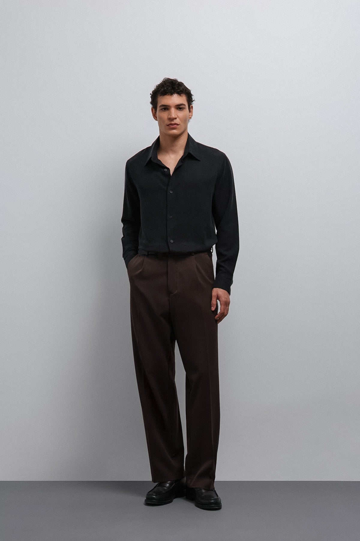 Antioch Relax Fit Baggy Pleated Men's Pants