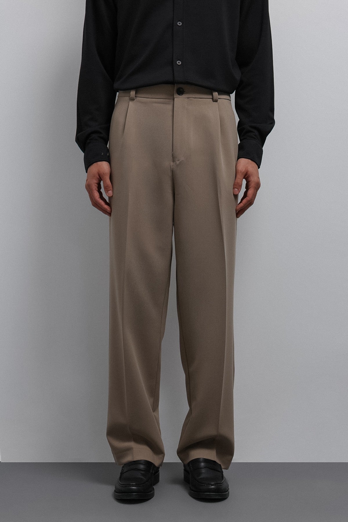 Antioch Relax Fit Baggy Pleated Men's Pants
