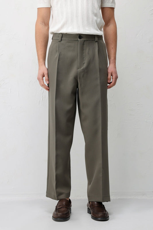 Antioch Relax Fit Baggy Pleated Men's Pants