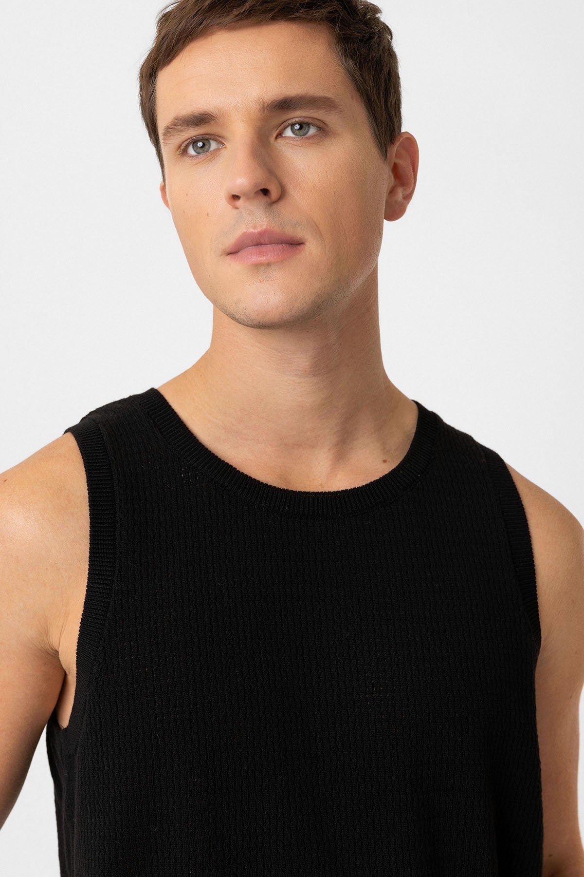 Antioch Knitted Men's Tank Top