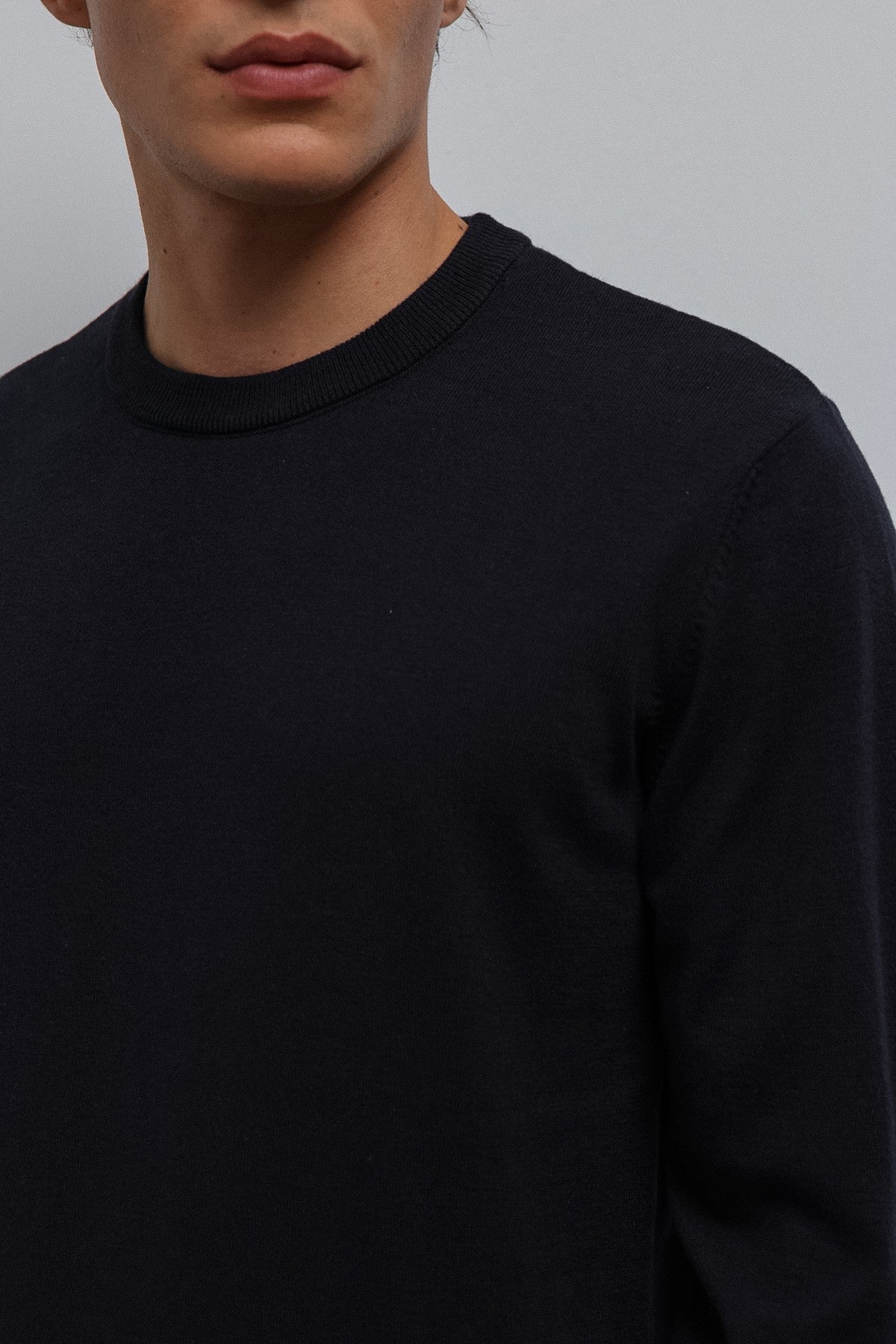Antioch Soft-Textured Basic Men's Sweater