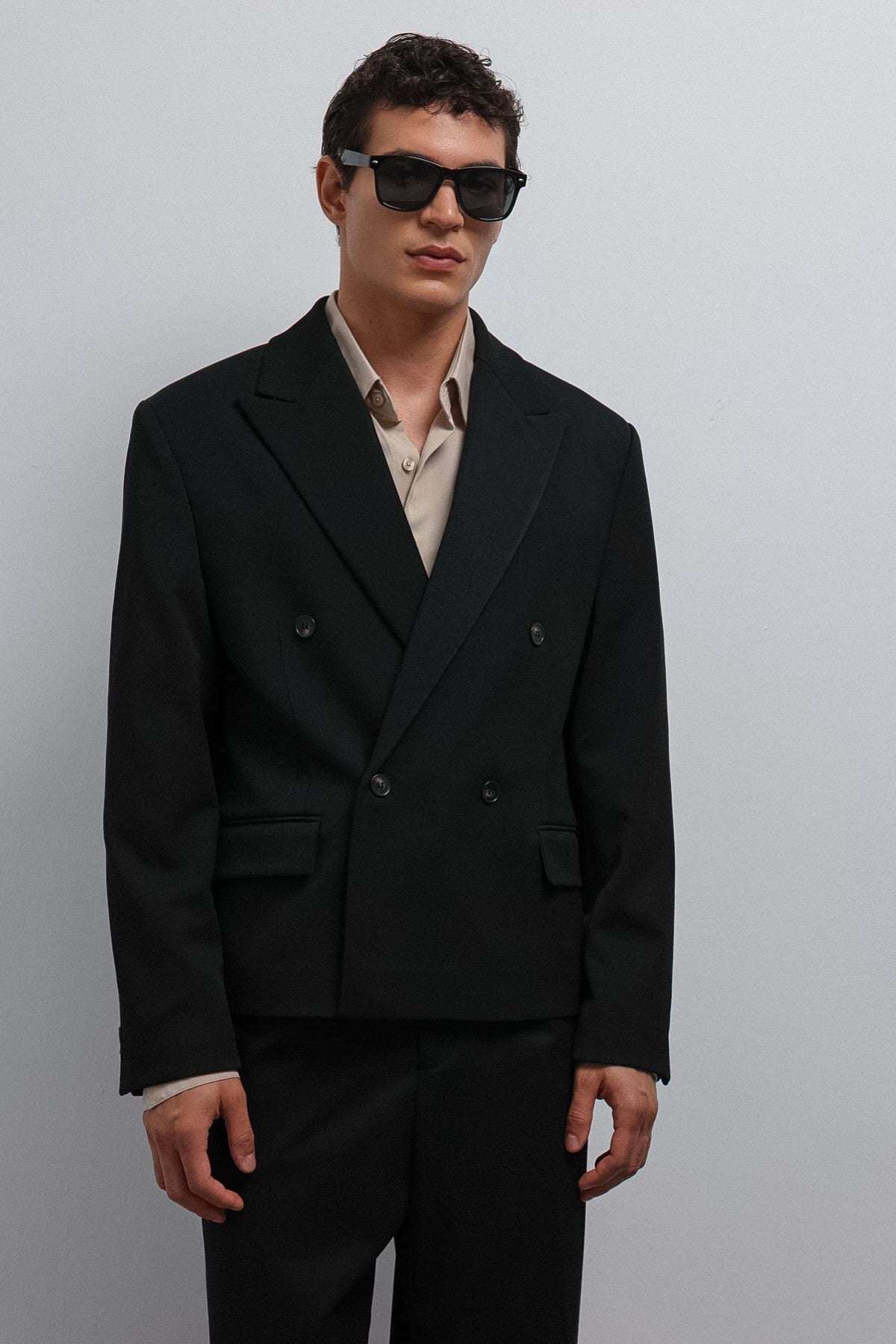 Antioch Kruvaze Relax Crop-Fit Blazer Jacket