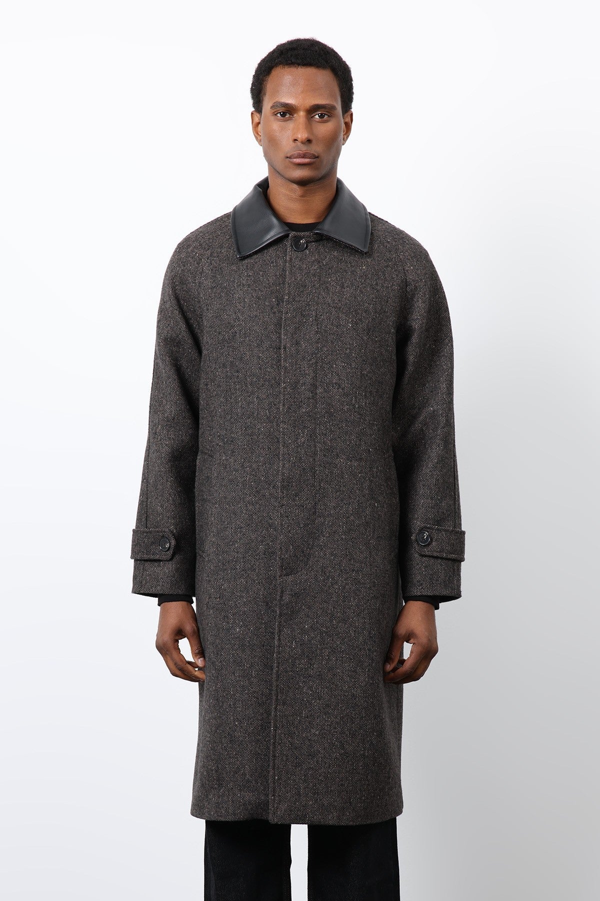 Antioch Men's Wool-Blend Coat with Contrast Collar
