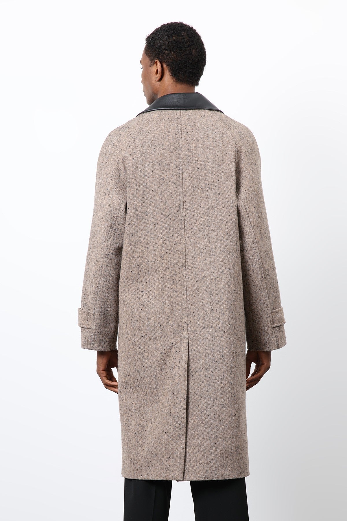 Antioch Men's Wool-Blend Coat with Contrast Collar