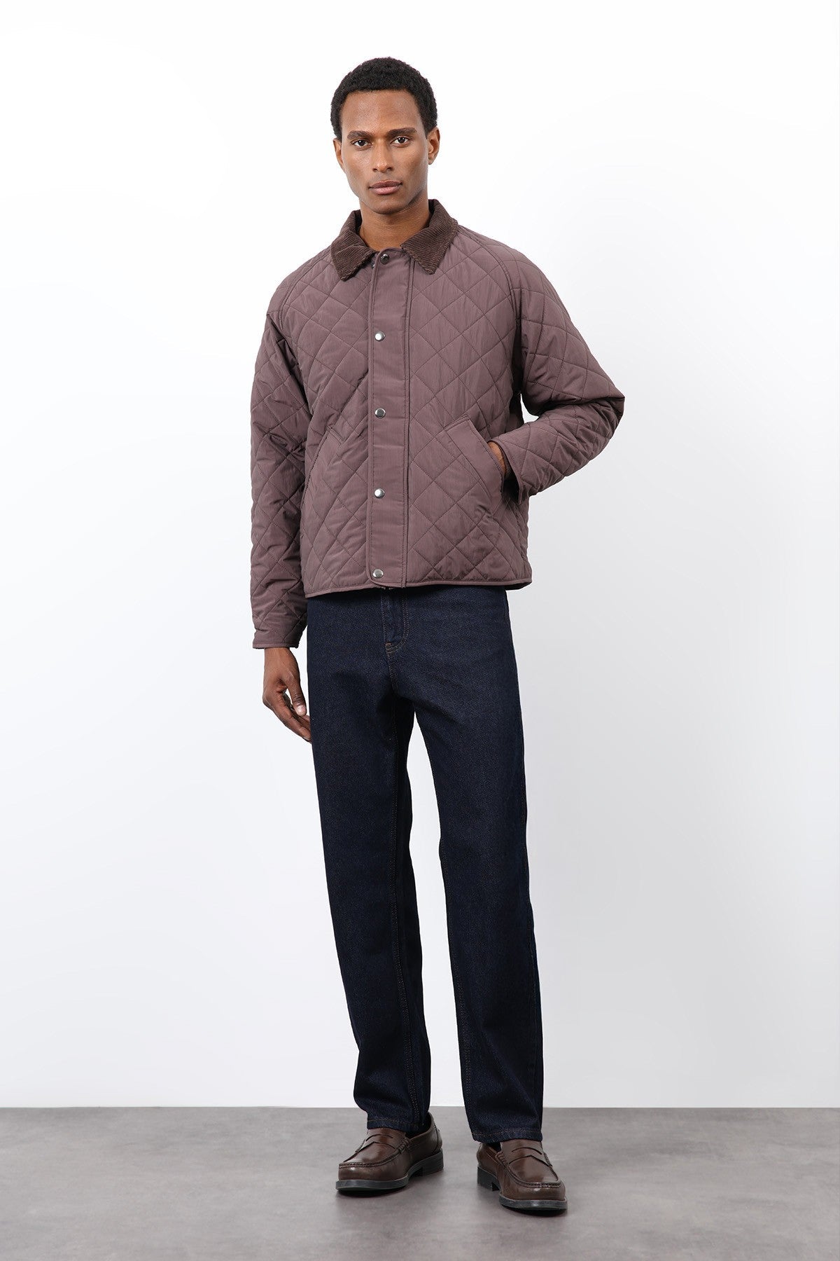 Antioch Men's Jacket with Contrast Collar and Baklava Pattern
