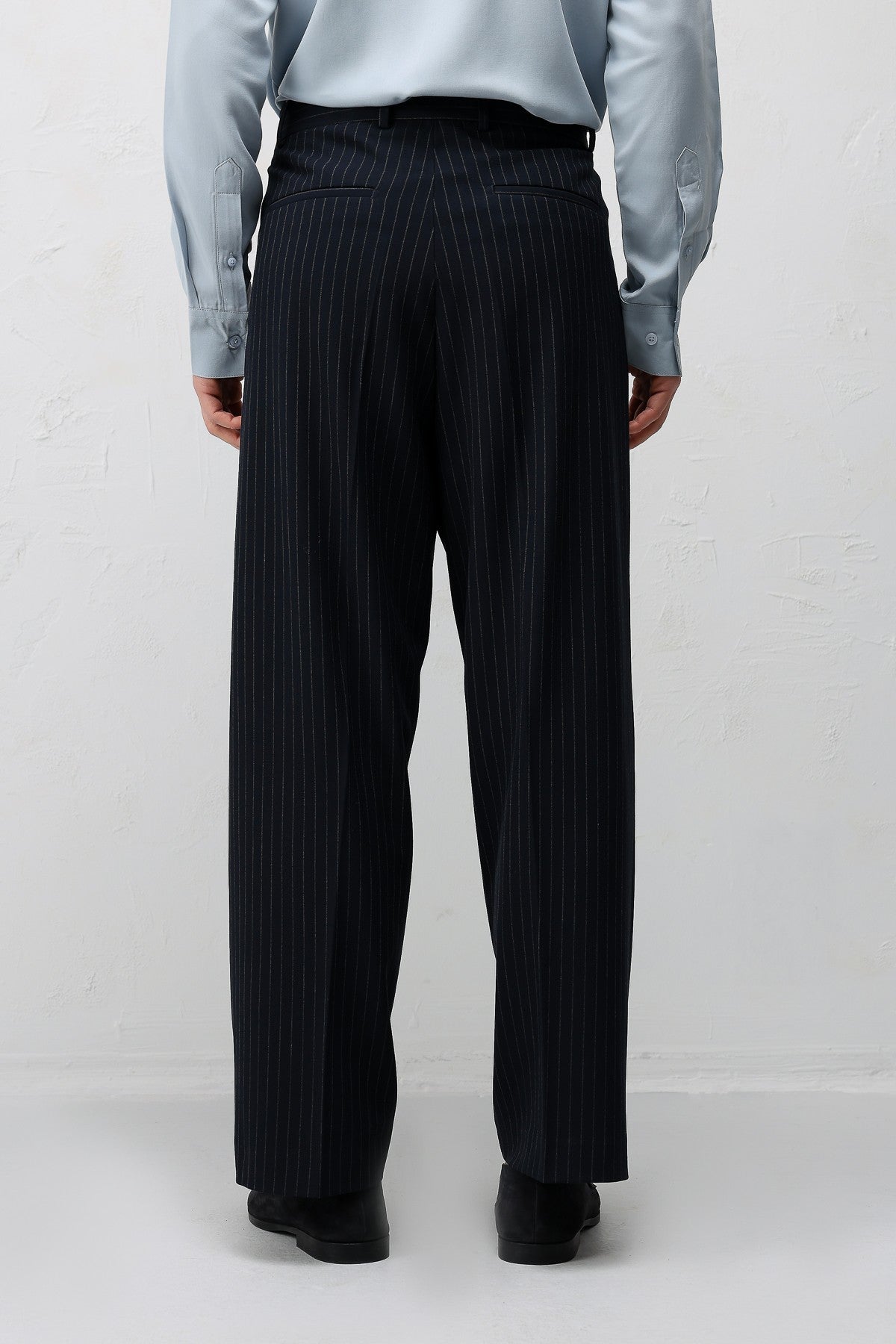 Relaxed-Fit Striped Men's Suit