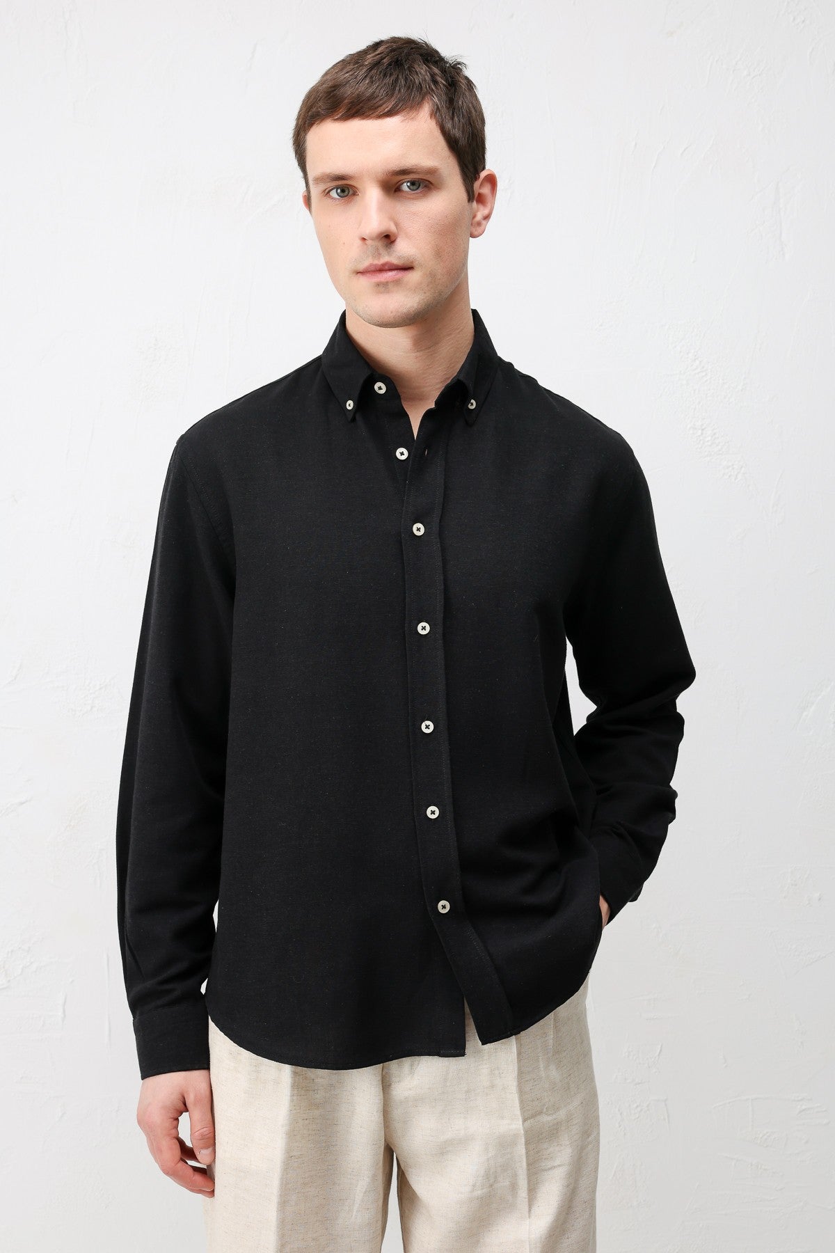Antioch Linen-Blend Relaxed-Fit Men's Shirt