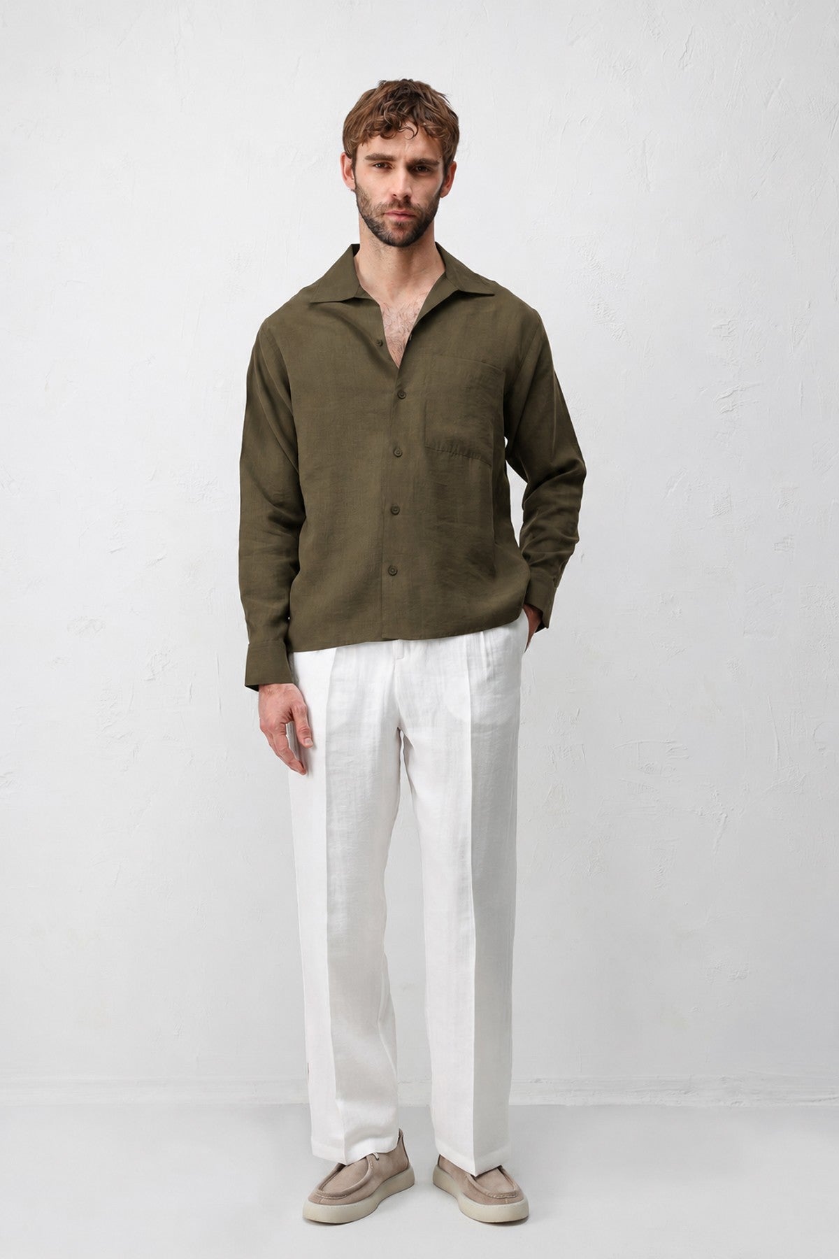 Antioch Men's Shirt with a Wide Collar in a Lyocell Blend
